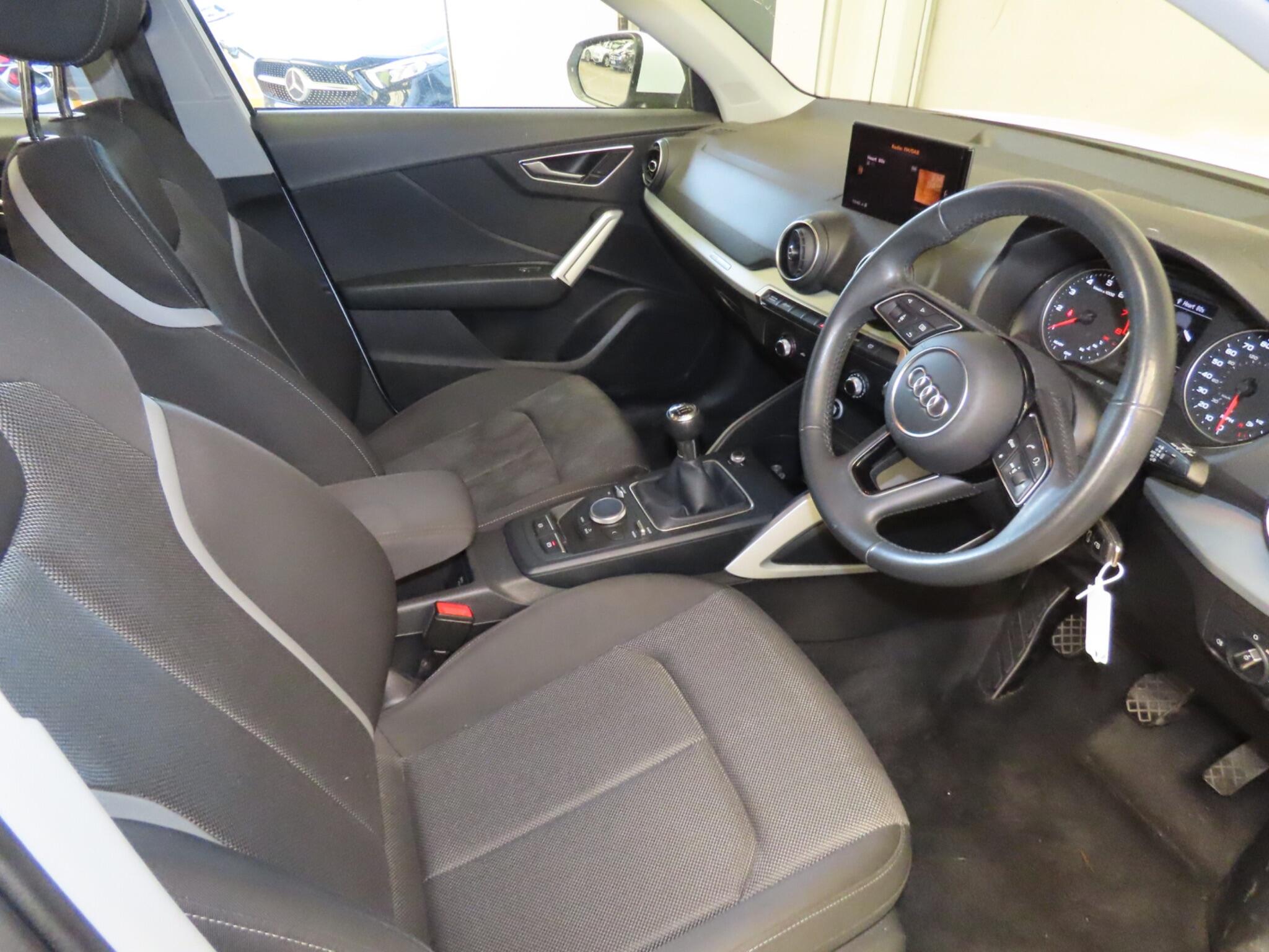 Audi Q2 view 7