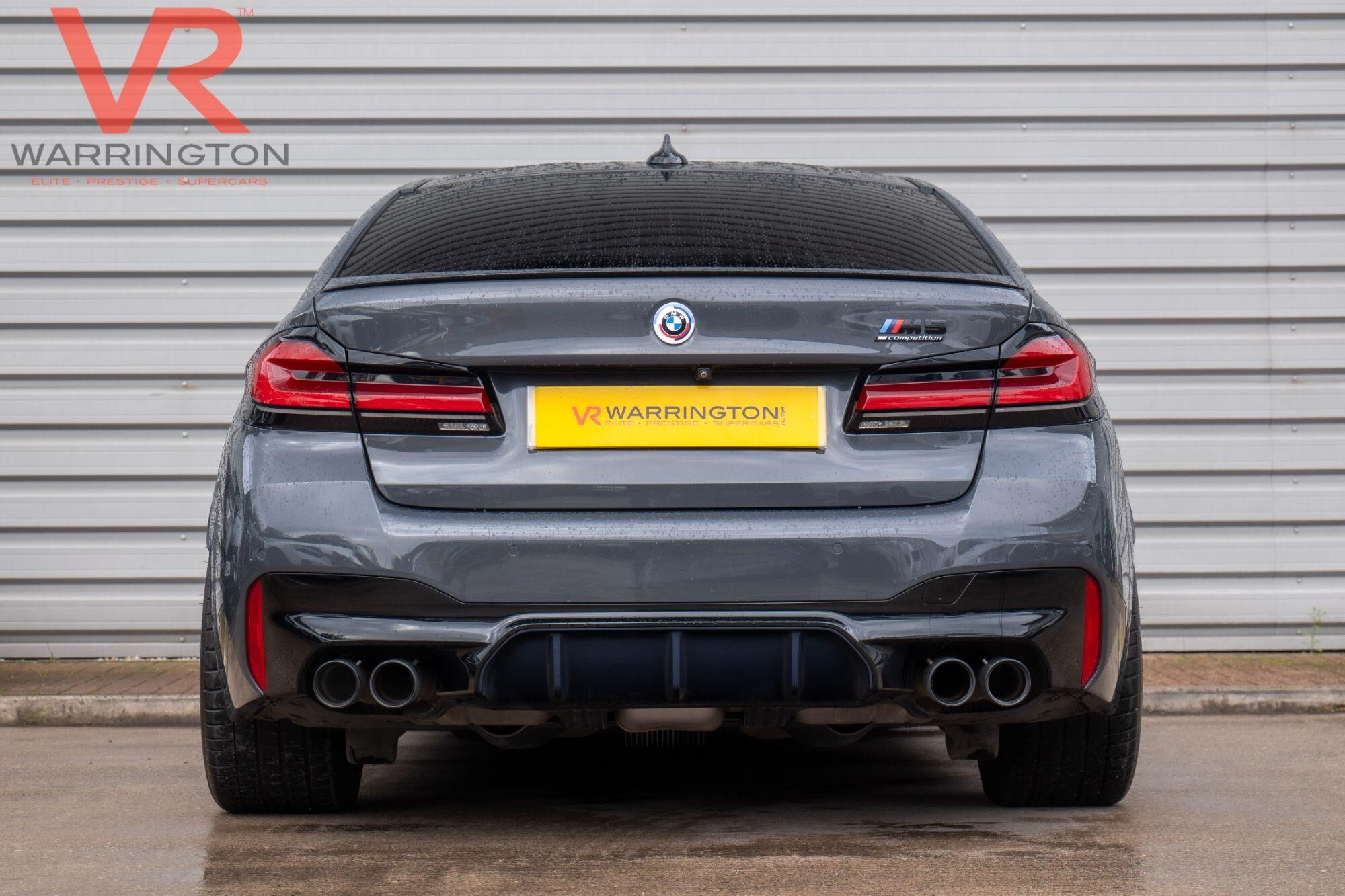 BMW M5 view 15