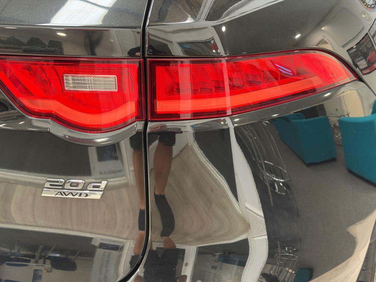 Jaguar F-Pace view 31