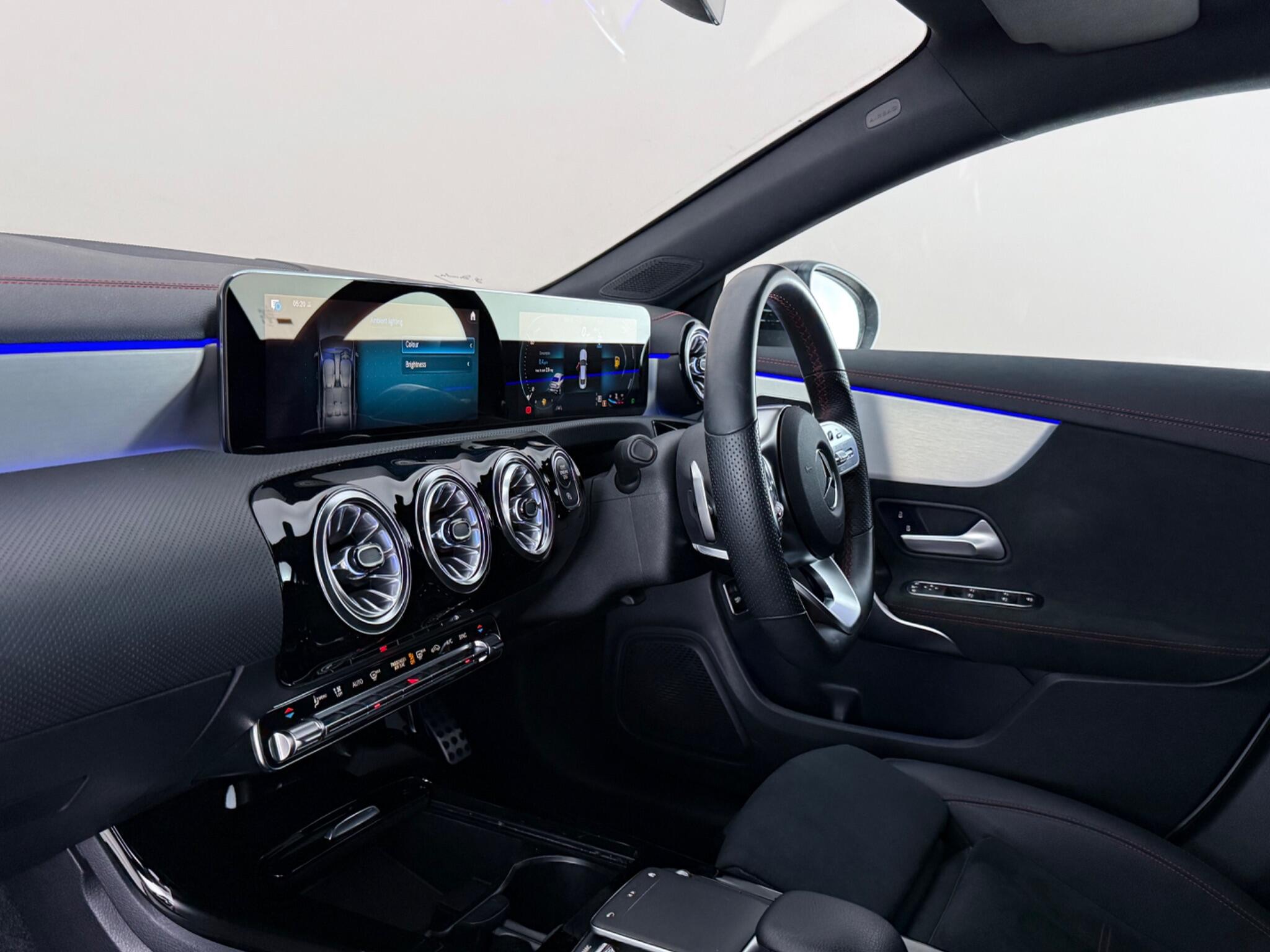 Mercedes-Benz CLA view 4