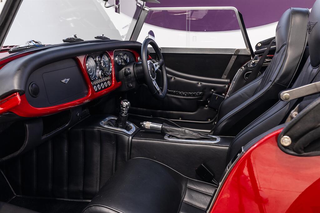 Morgan Plus Eight view 9