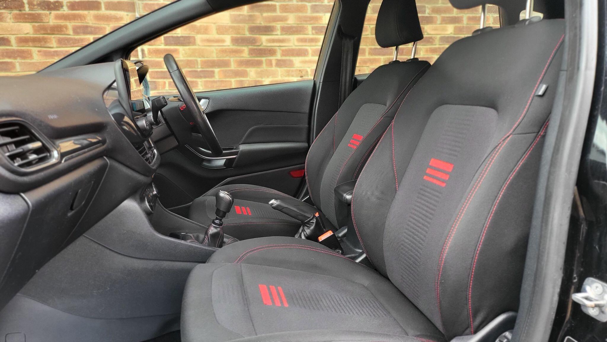 Ford Fiesta view 24