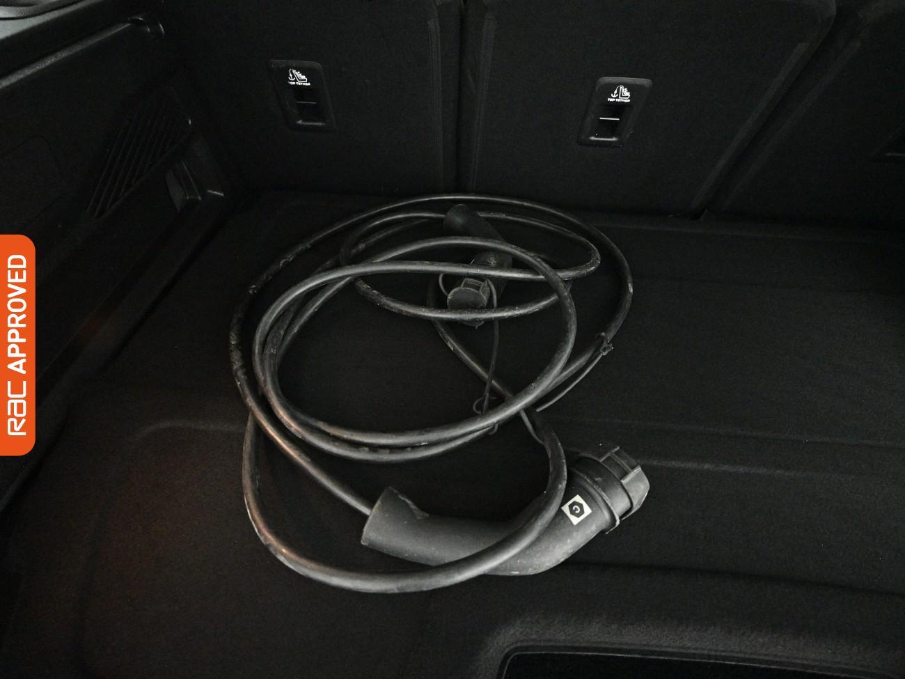 Peugeot E-Rifter view 28