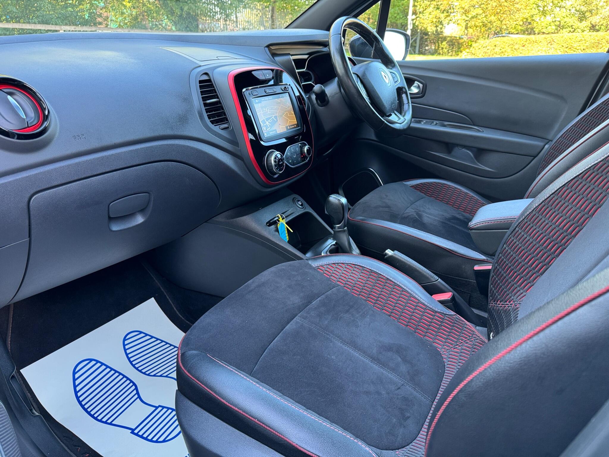 Renault Captur view 45