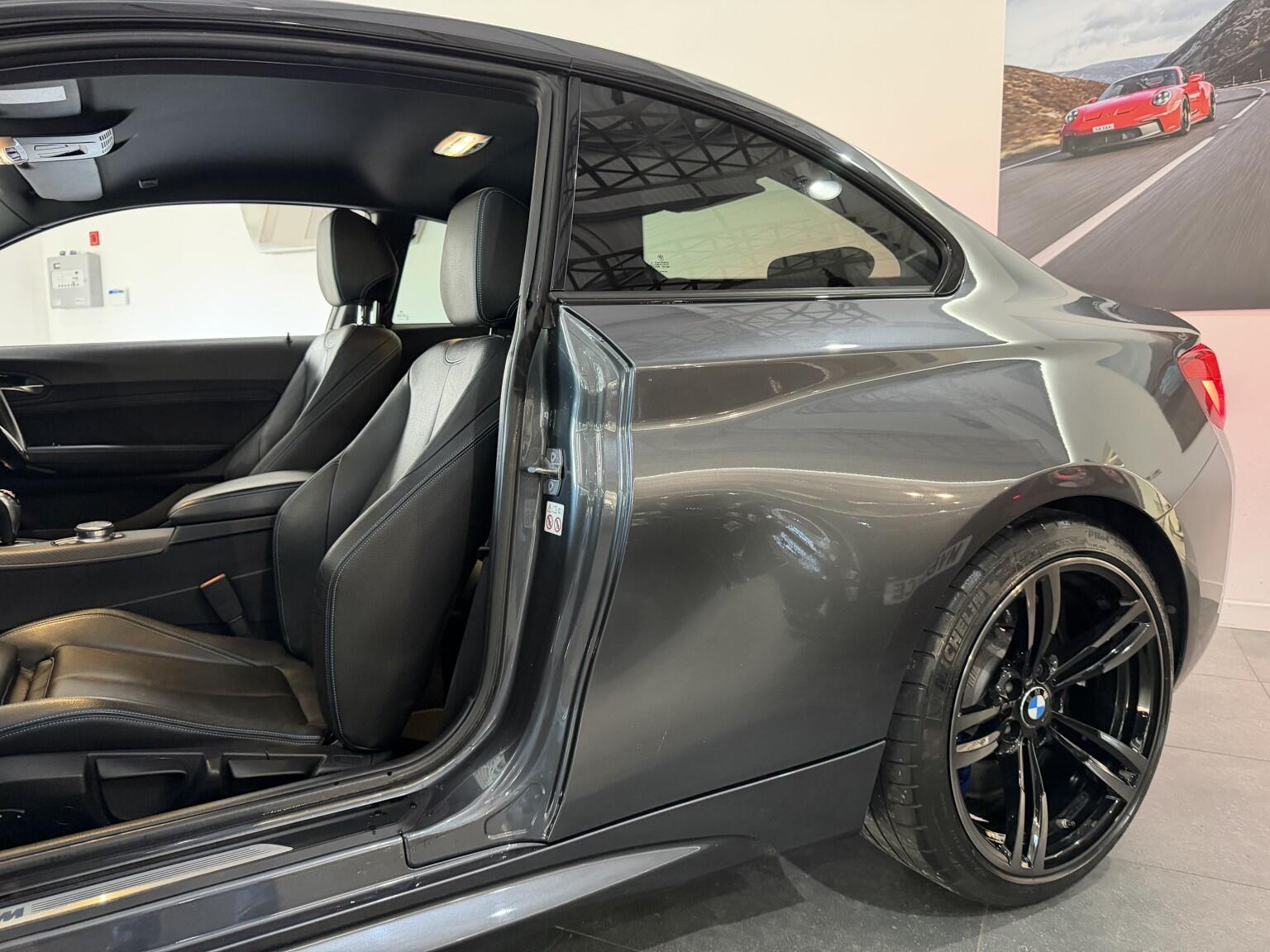 BMW M2 view 27