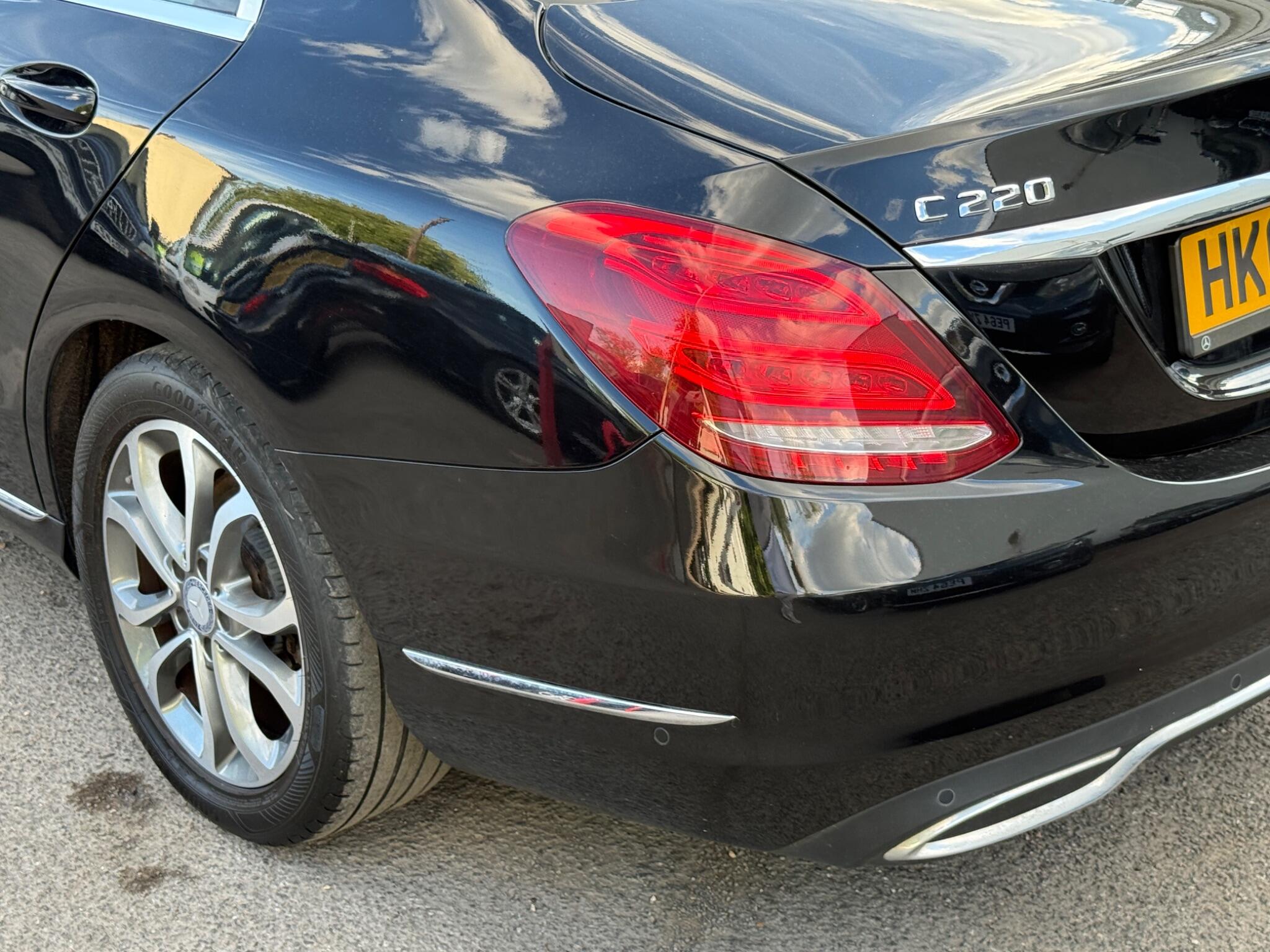 Mercedes-Benz C Class - Image 25