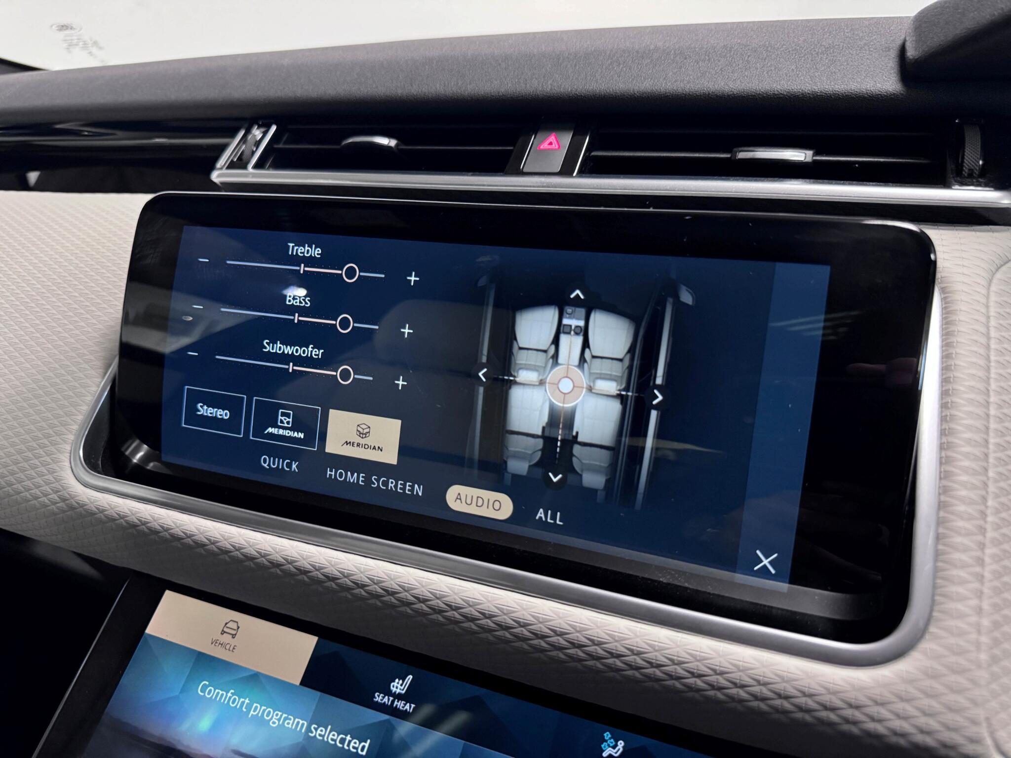 Land Rover Range Rover Velar view 51
