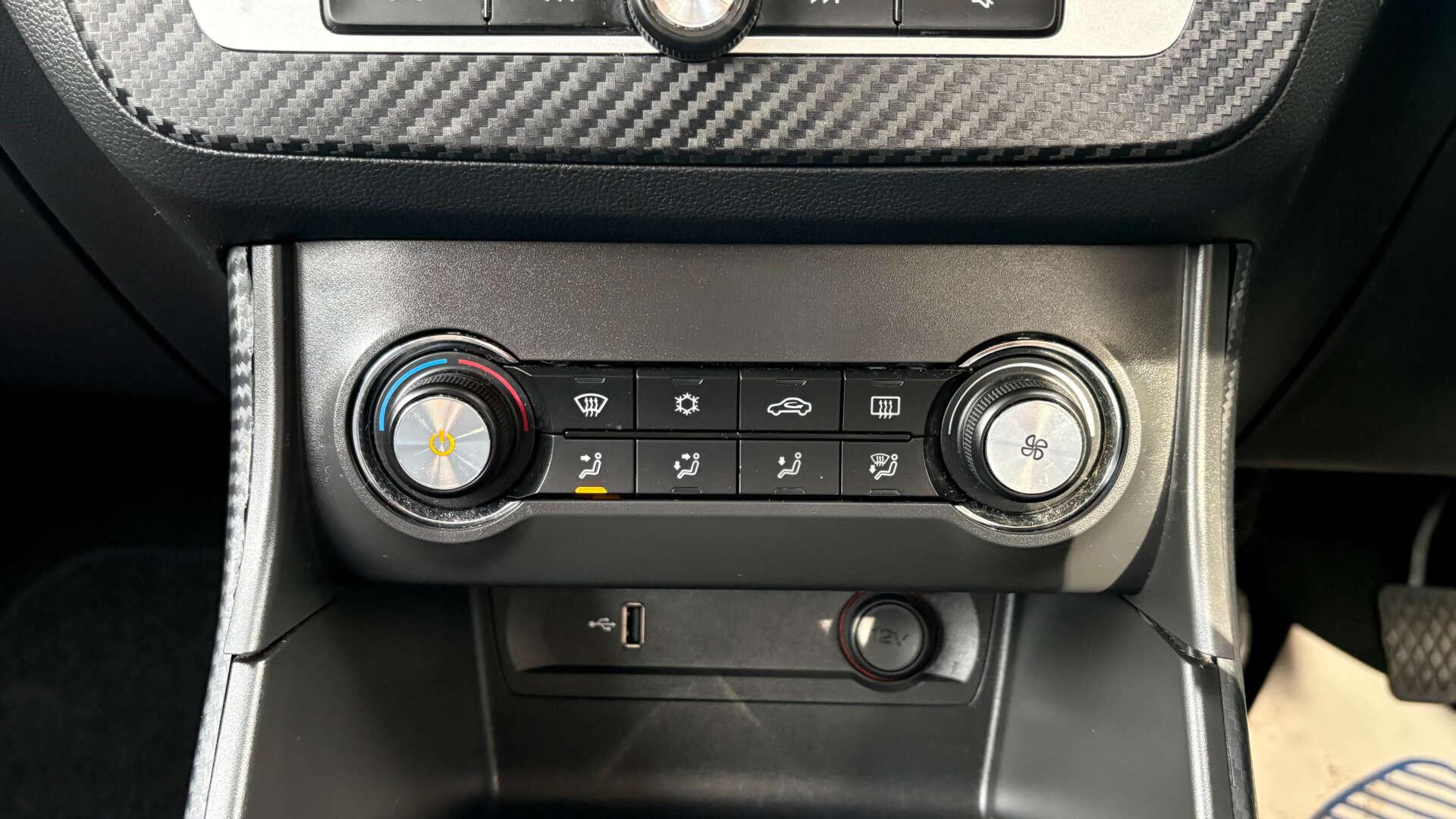 MG ZS view 31