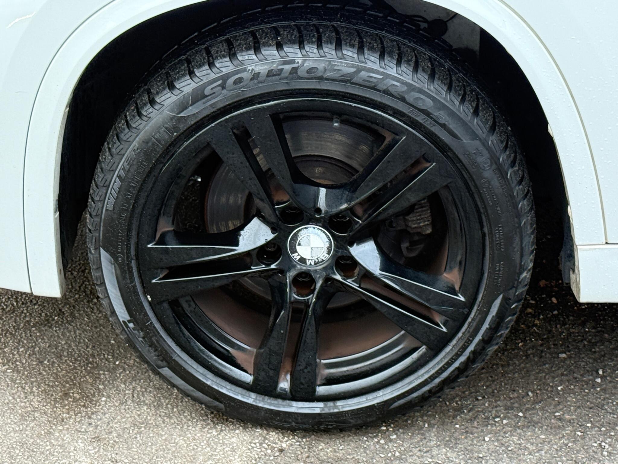 BMW X1 - Image 32