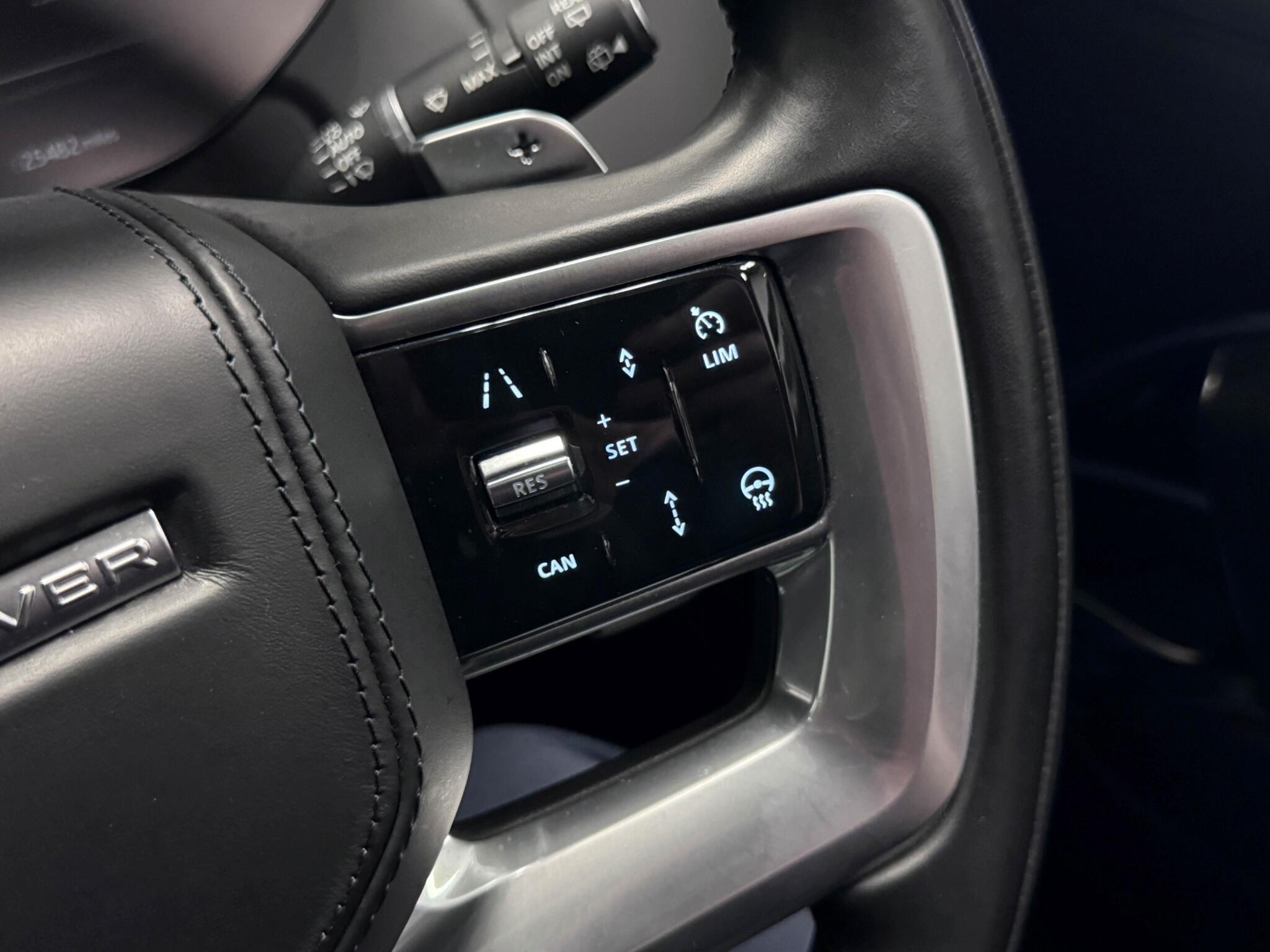 Land Rover Range Rover view 19
