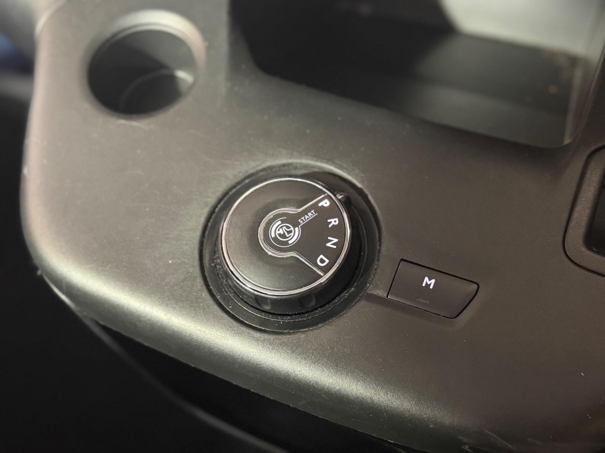 Peugeot Rifter view 32
