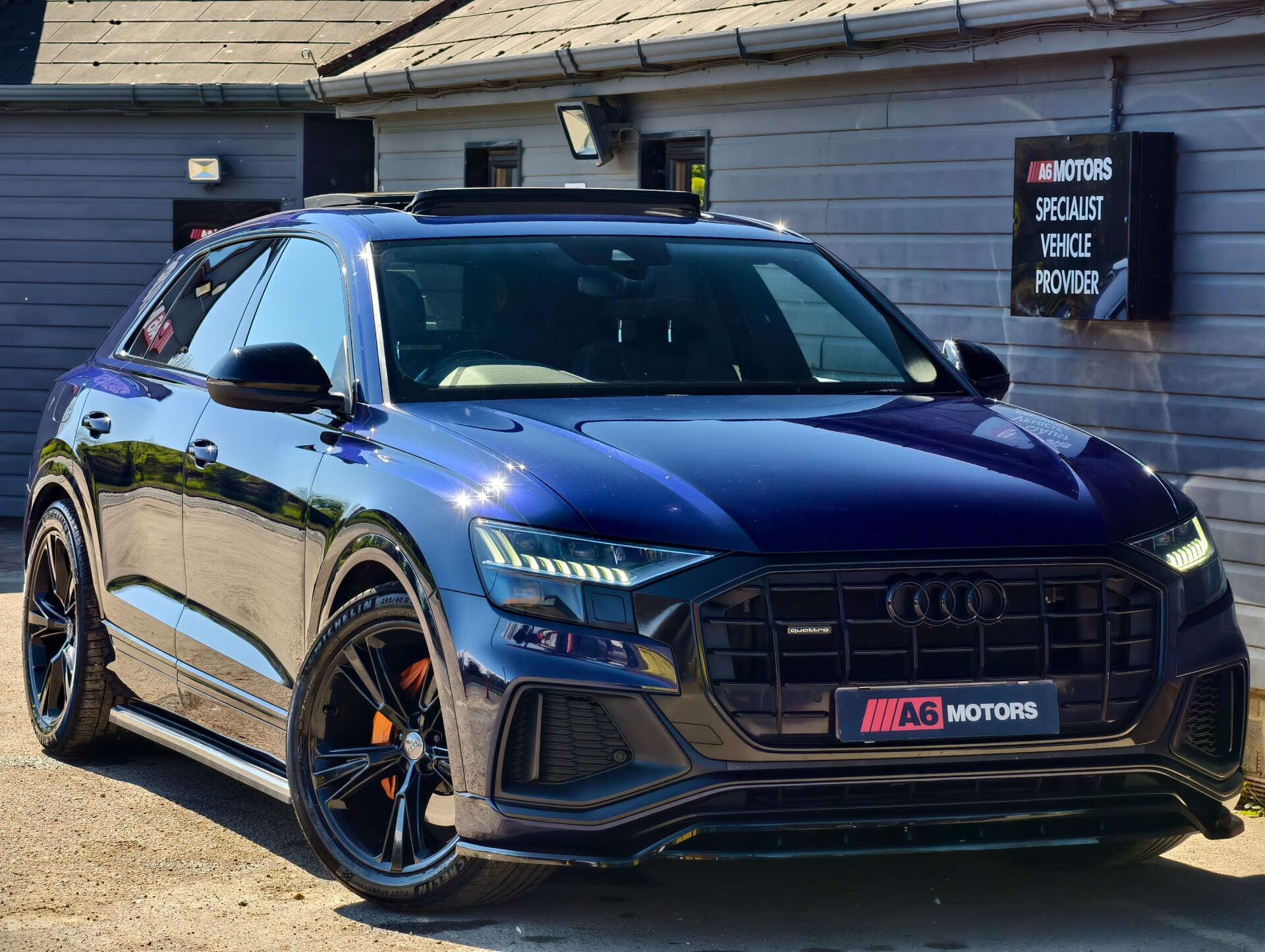 Audi Q8 view 25