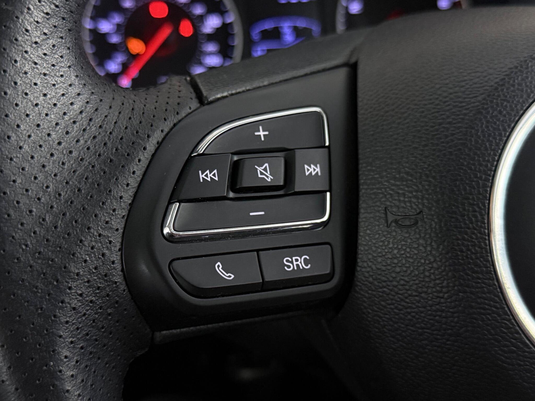 MG ZS view 14