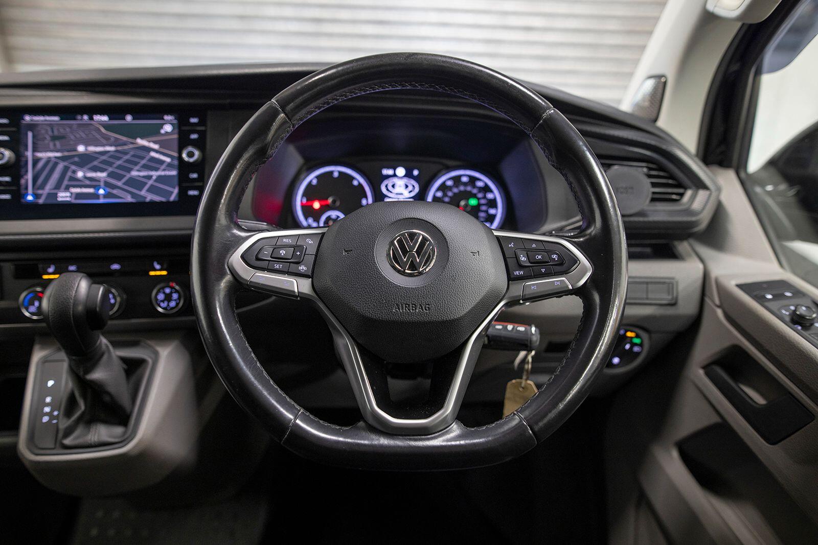 Volkswagen Transporter view 31