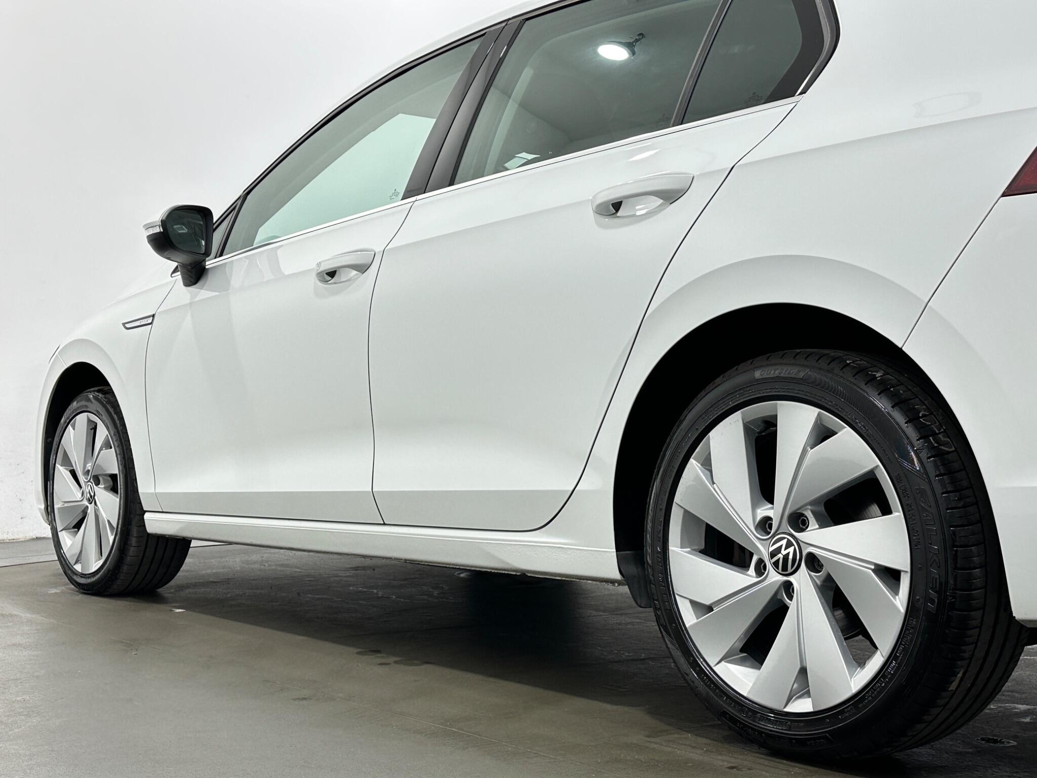 Volkswagen Golf view 49