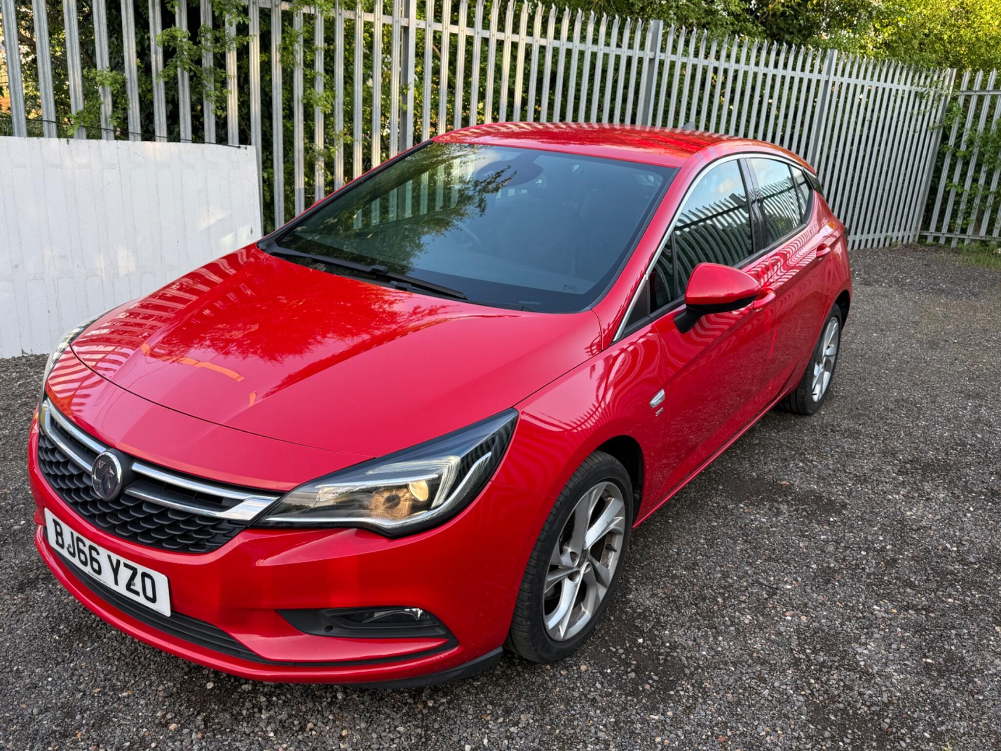 2017 Vauxhall Astra image 5