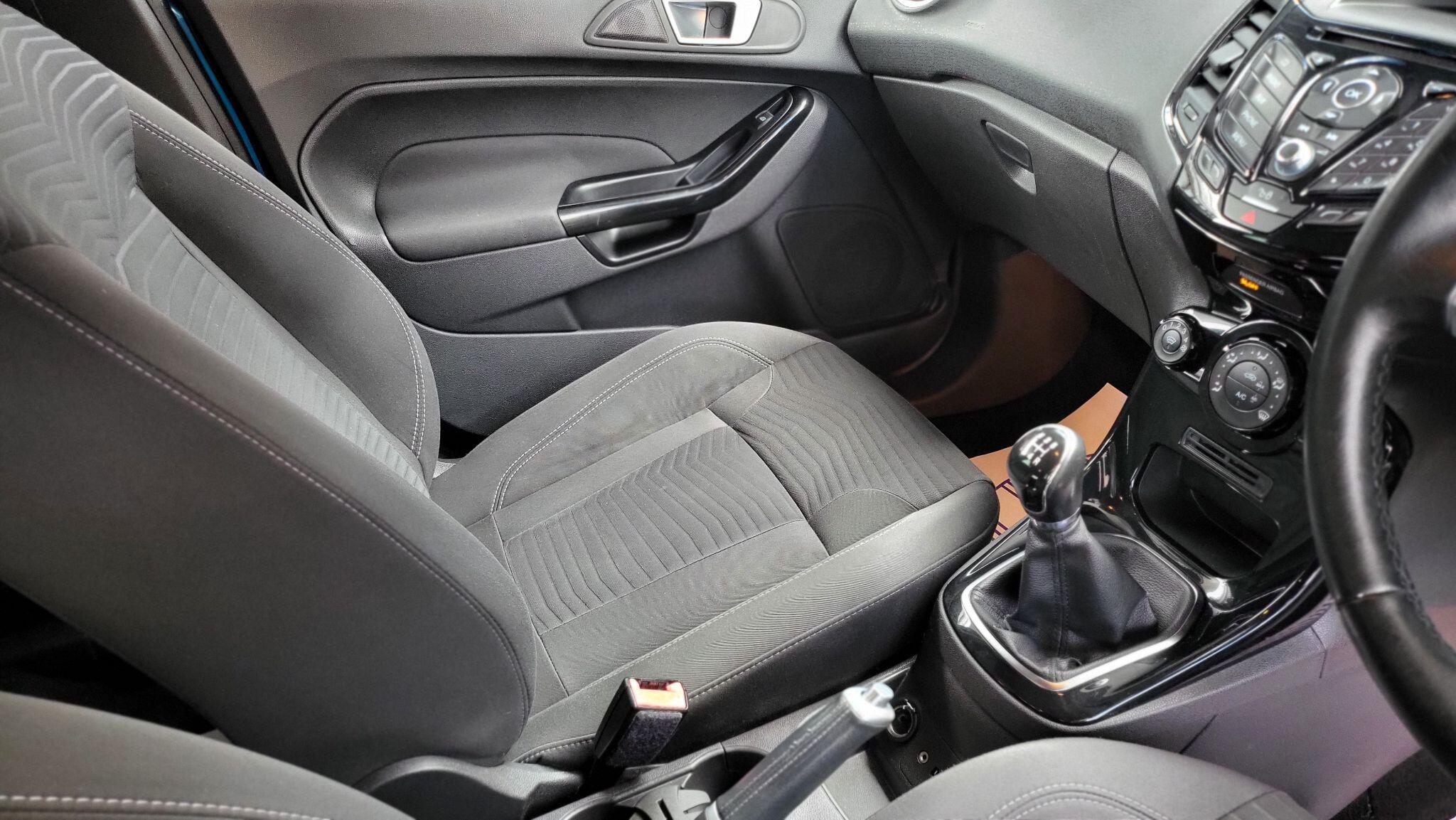 Ford Fiesta view 17