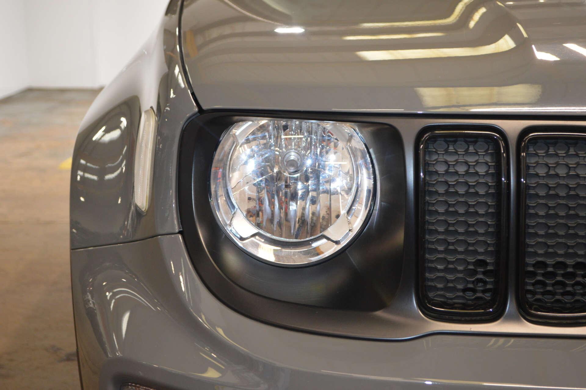 Jeep Renegade view 51