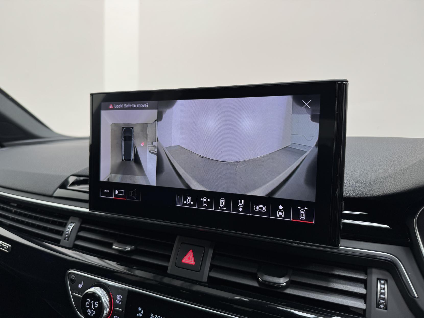 Audi A4 Avant view 23