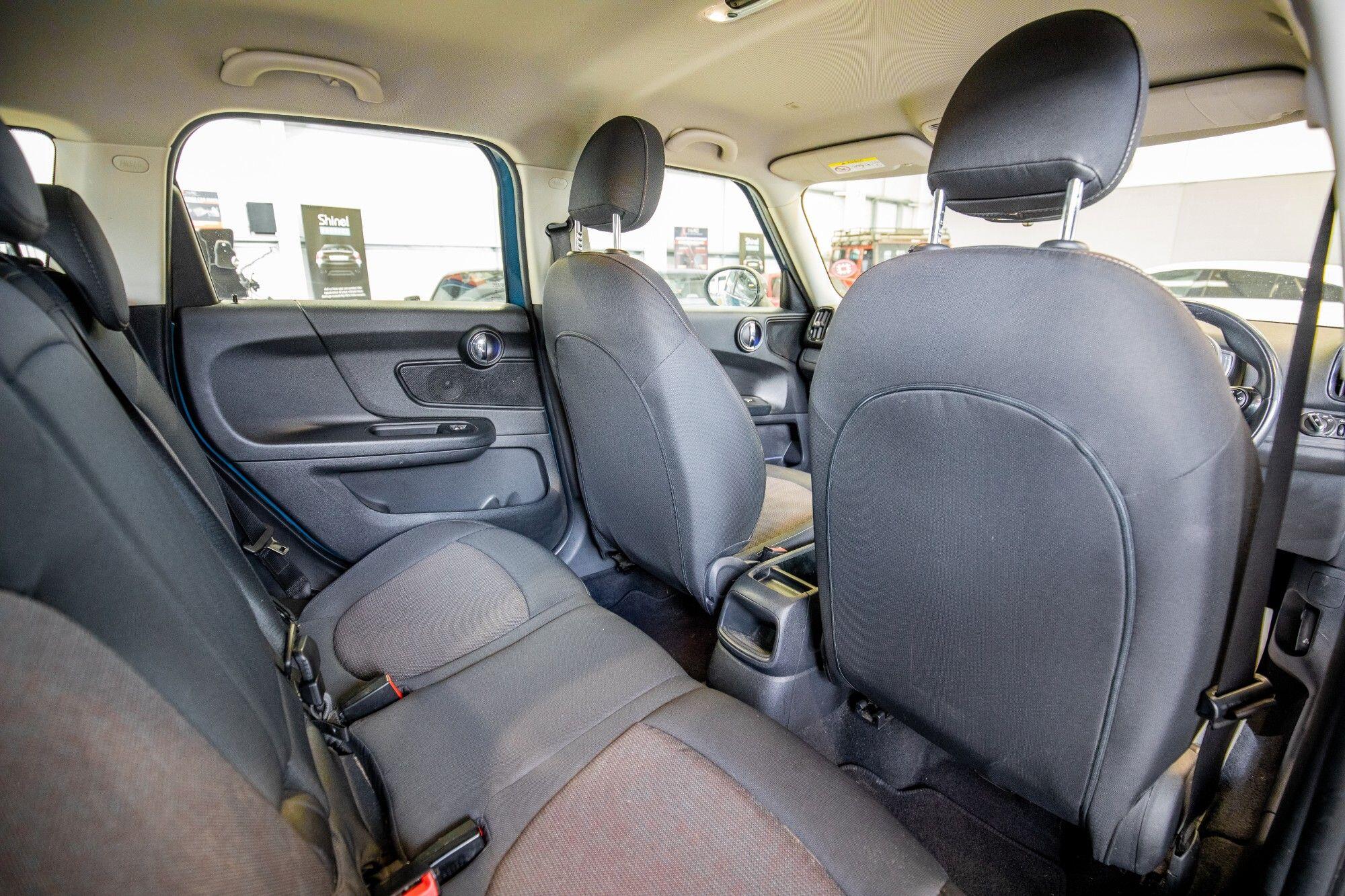 Mini Countryman view 13