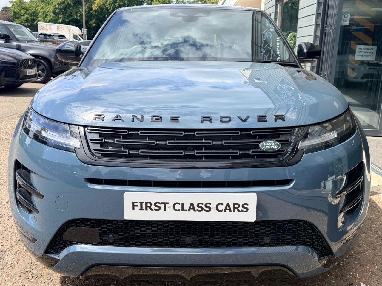 Land Rover Range Rover Evoque view 3
