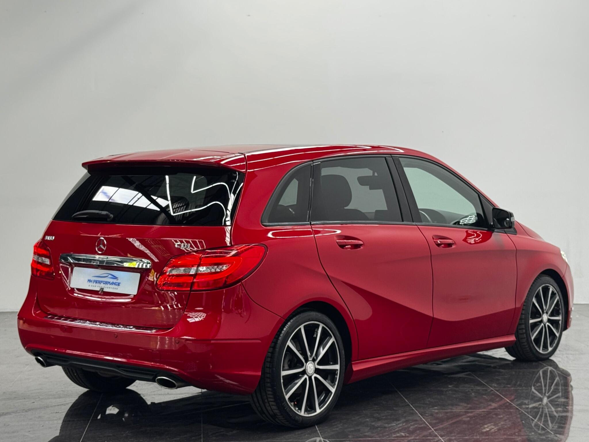 Mercedes-Benz B-Class view 9