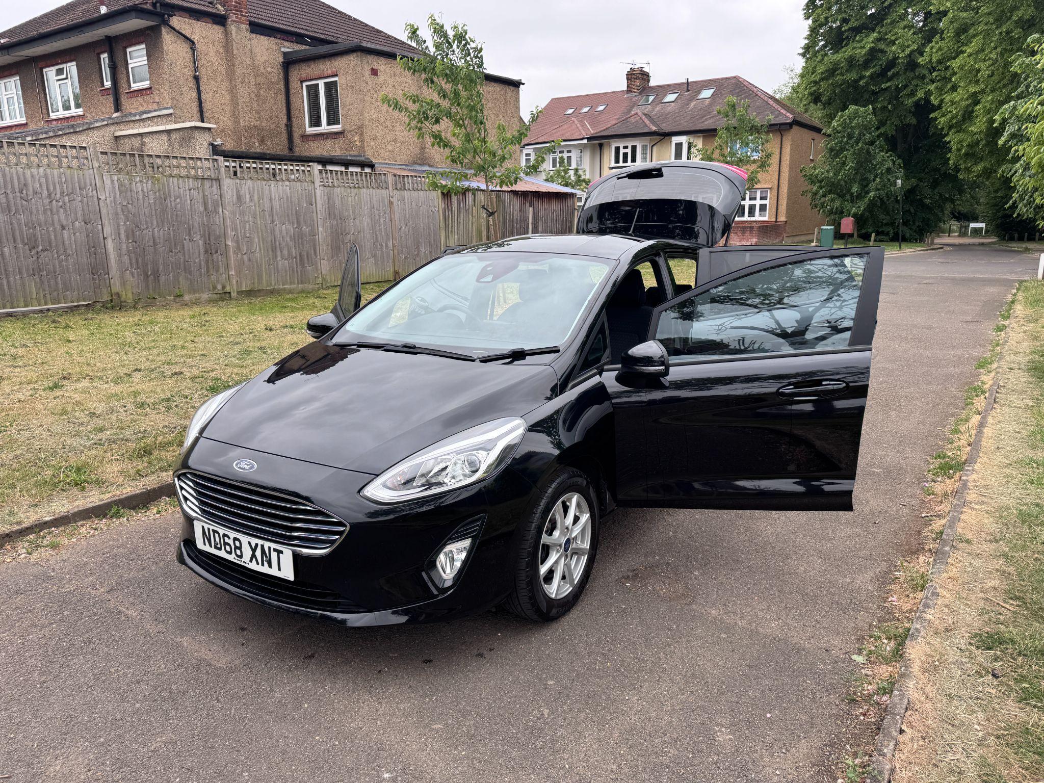 2018 Ford Fiesta image 42