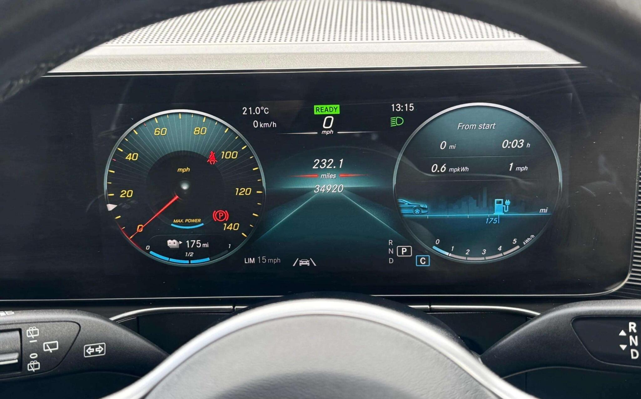 Mercedes-Benz EQC view 6
