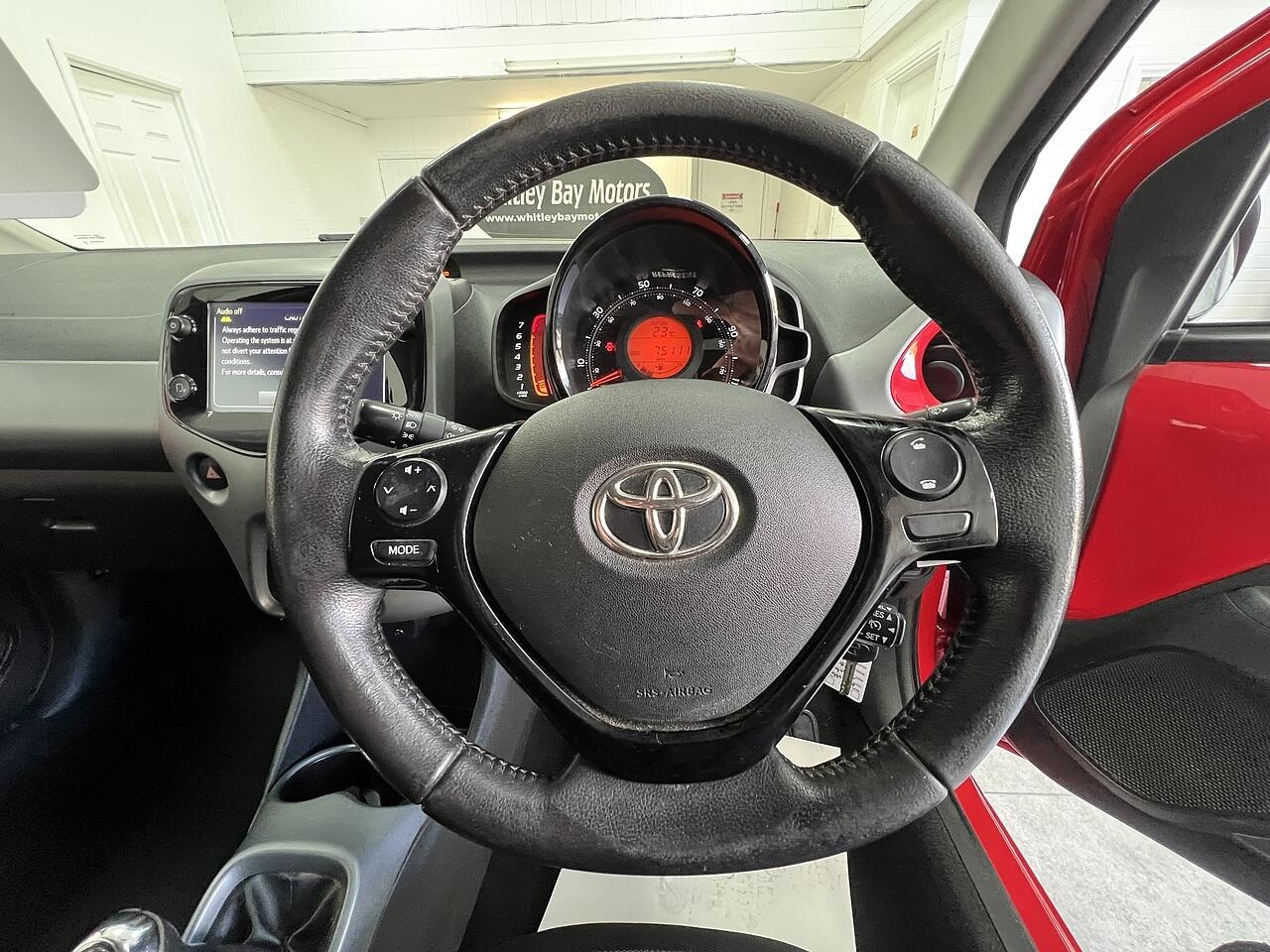 Toyota Aygo view 8
