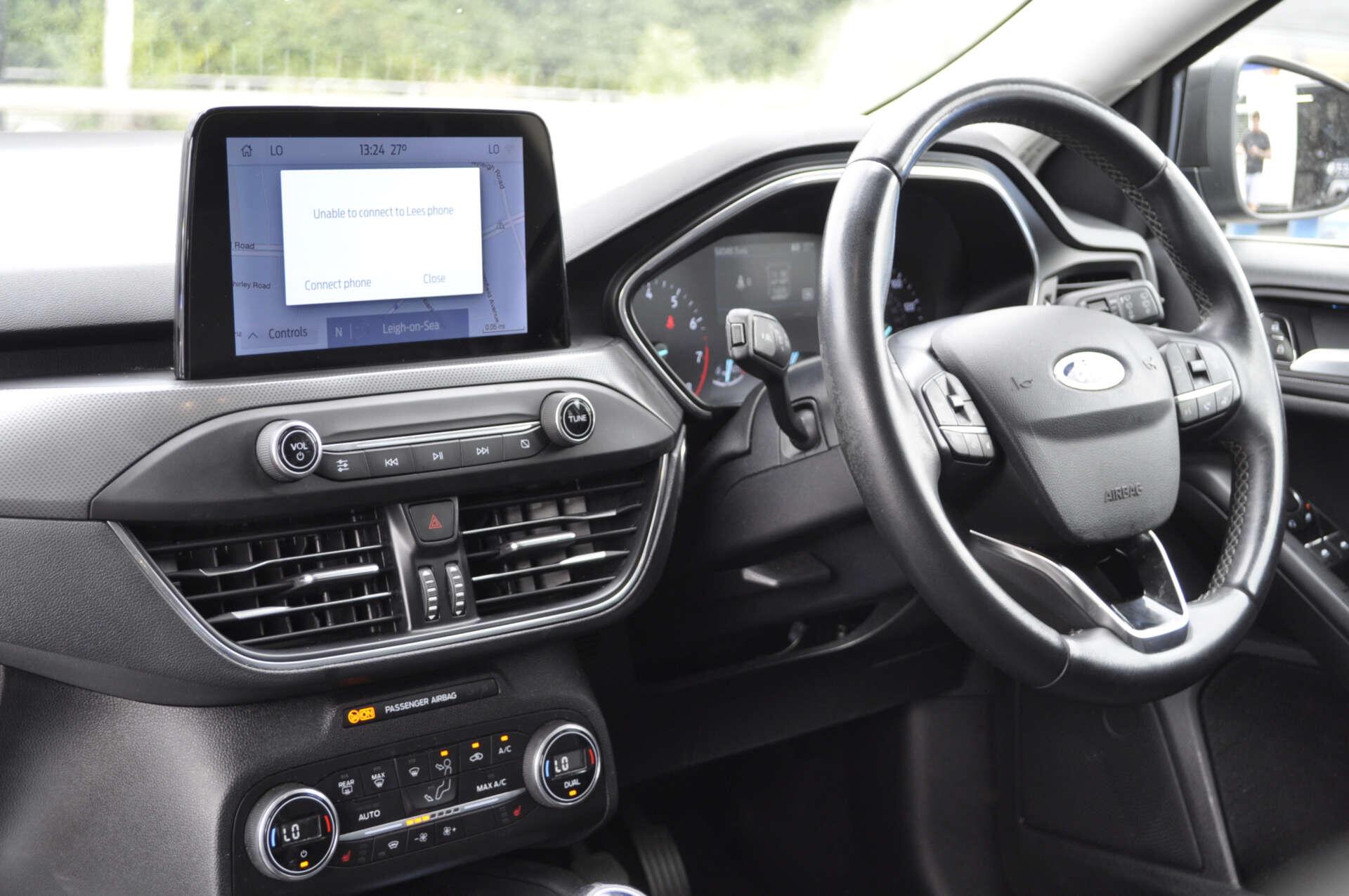 Ford Focus view 14