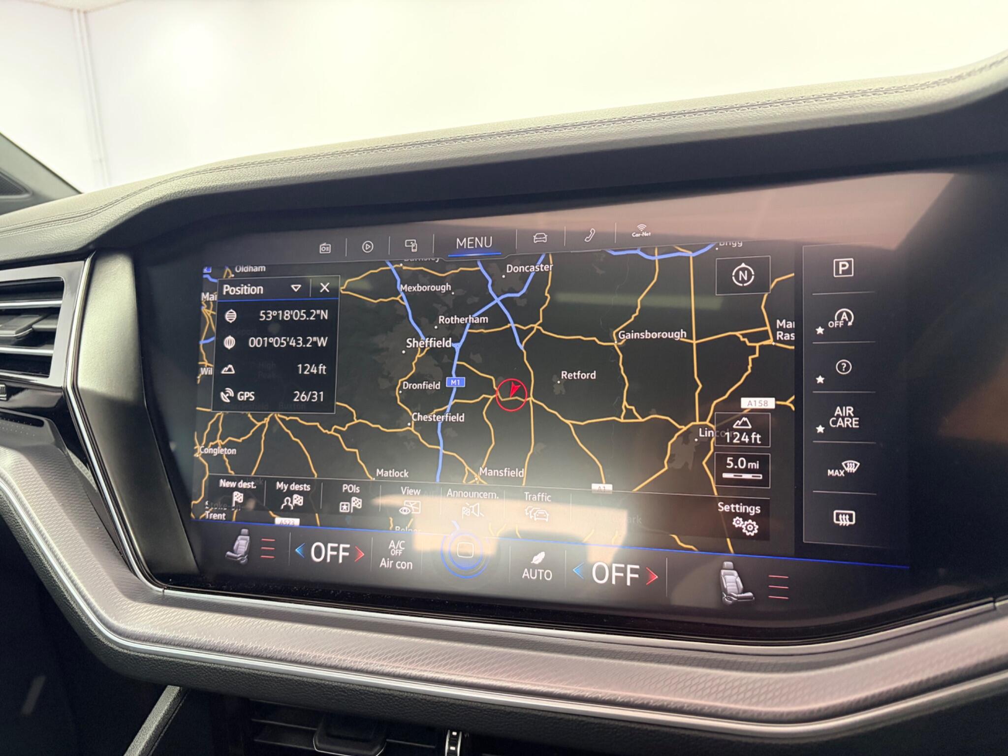 Volkswagen Touareg view 25