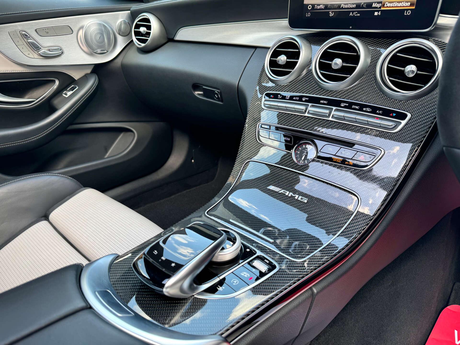 Mercedes-Benz C Class view 16