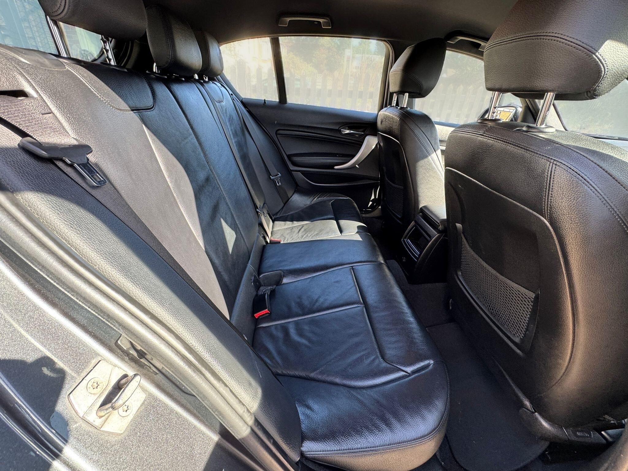 BMW 1 Series view 4