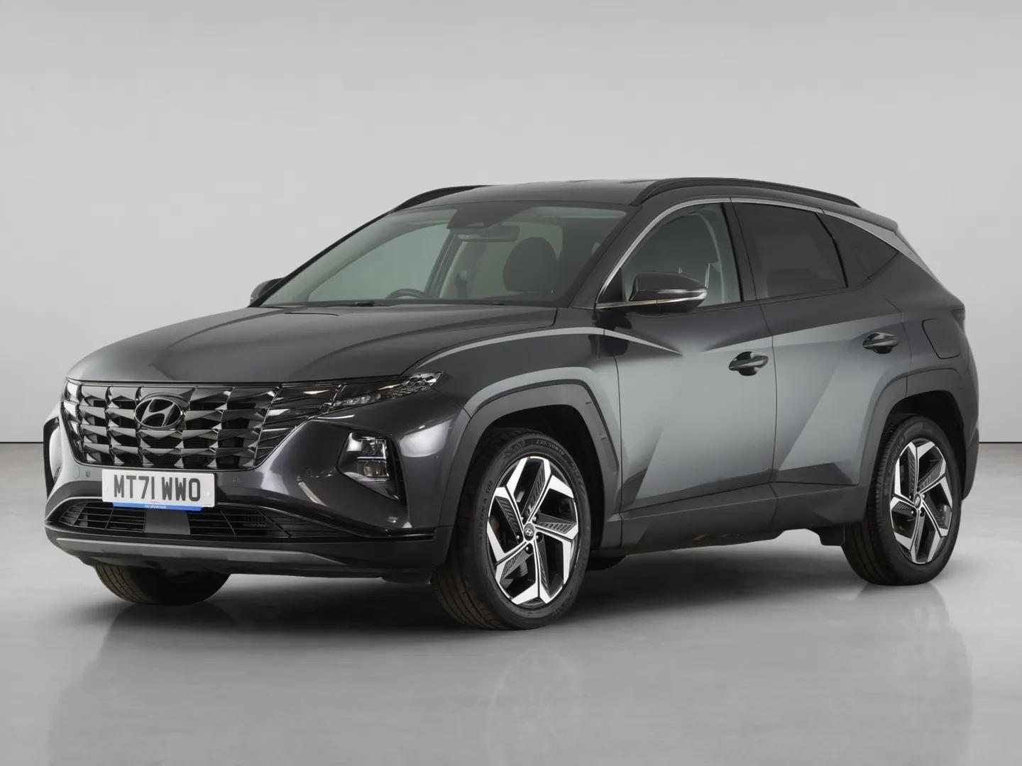 Hyundai Tucson view 2