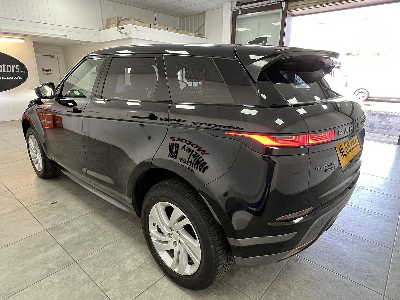 Land Rover Range Rover Evoque view 5