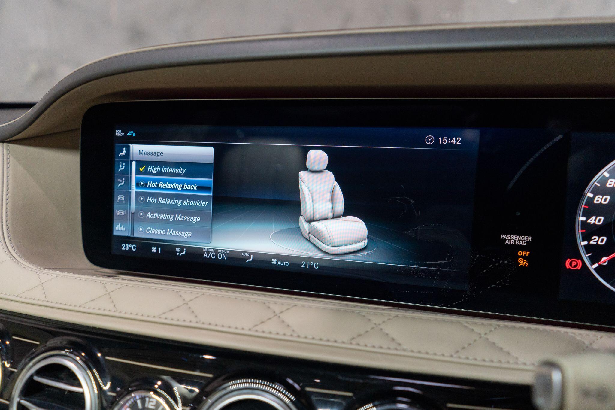 Mercedes-Benz S-Class view 27