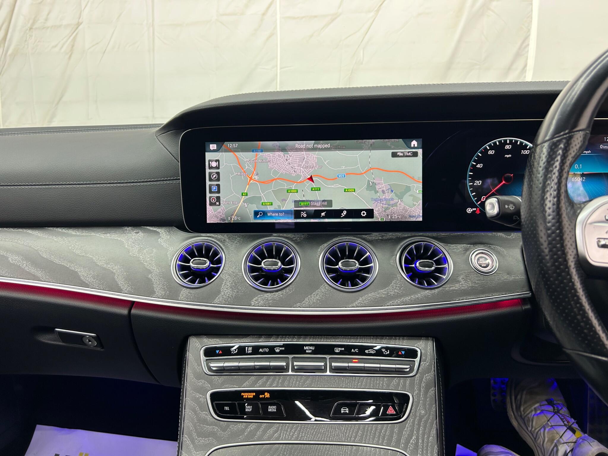 Mercedes-Benz CLS view 39