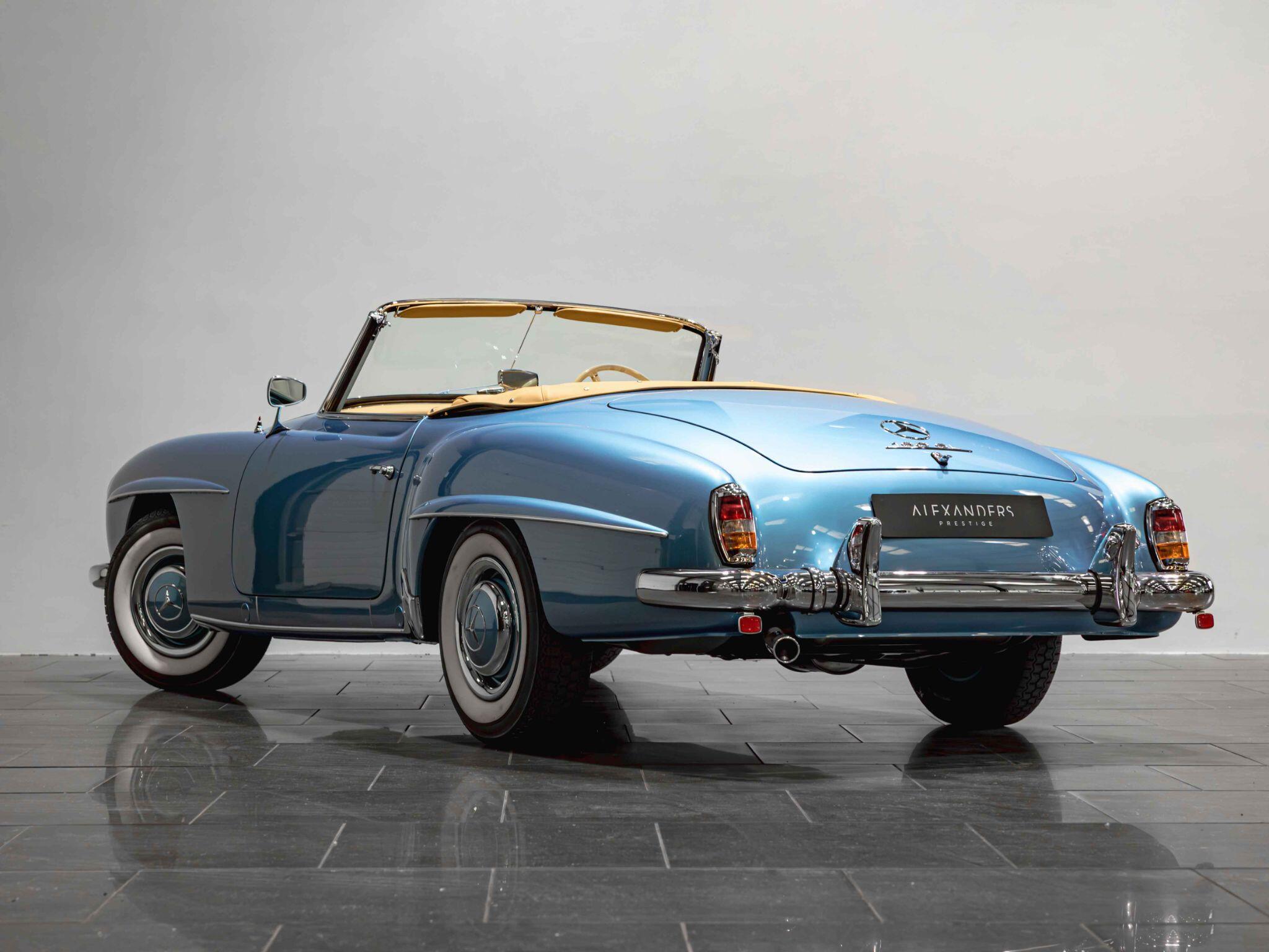 Mercedes-Benz 190 SL view 10