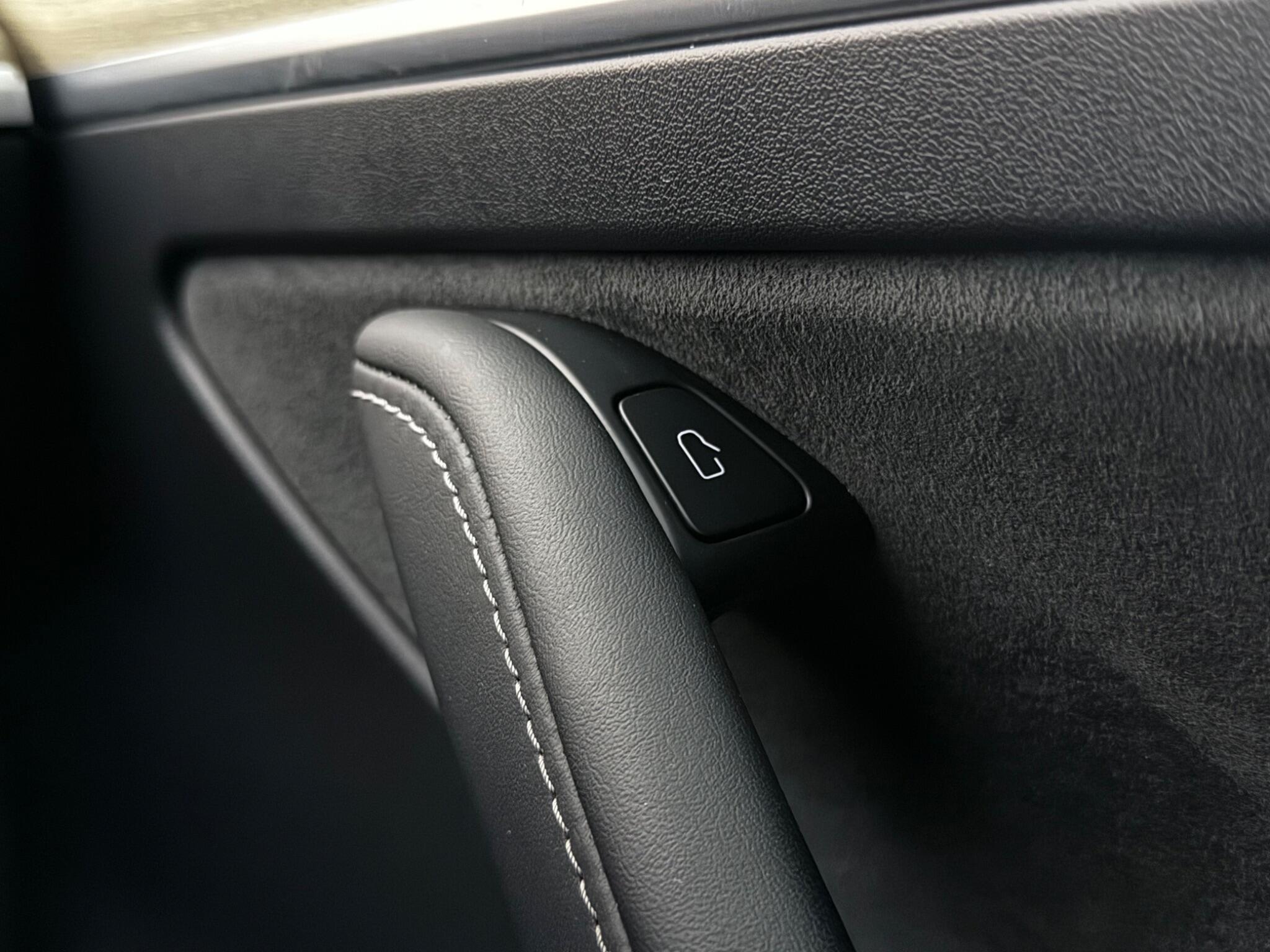 Tesla Model Y view 22