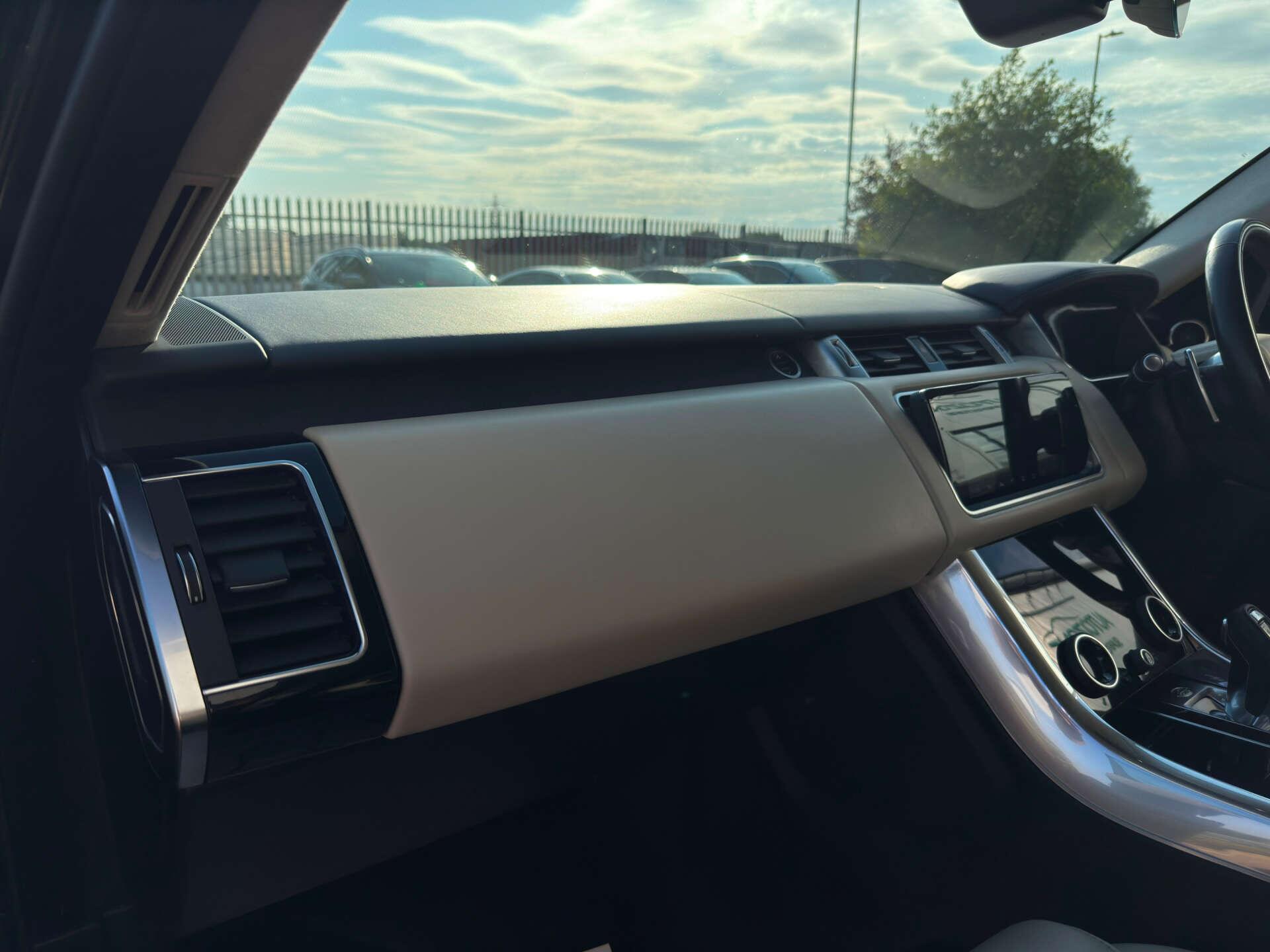 Land Rover Range Rover Sport view 44