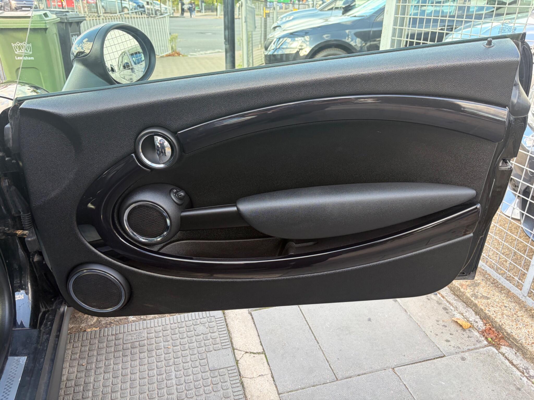 Mini Hatch view 54