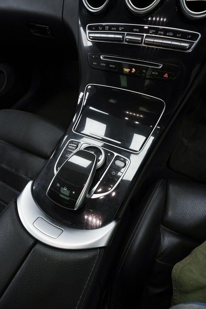 Mercedes-Benz C-Class view 14