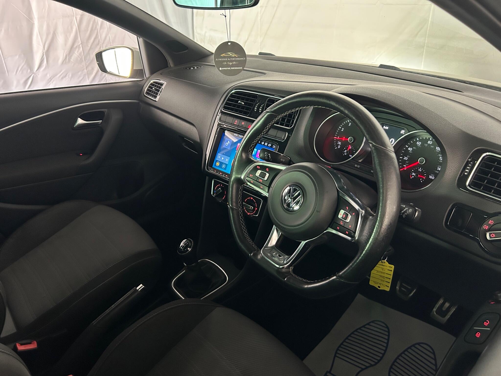 Volkswagen Polo view 20