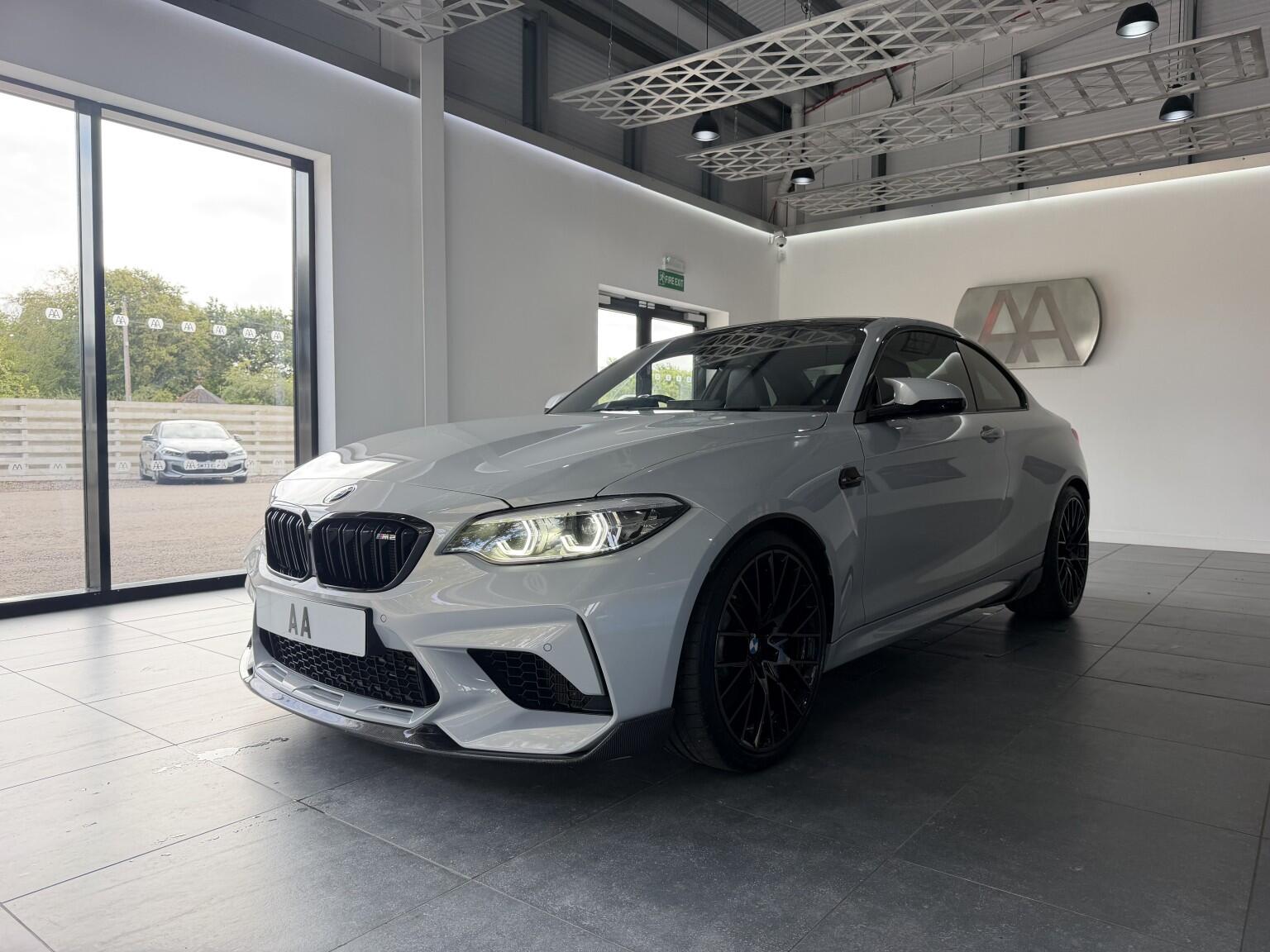 BMW M2 view 40