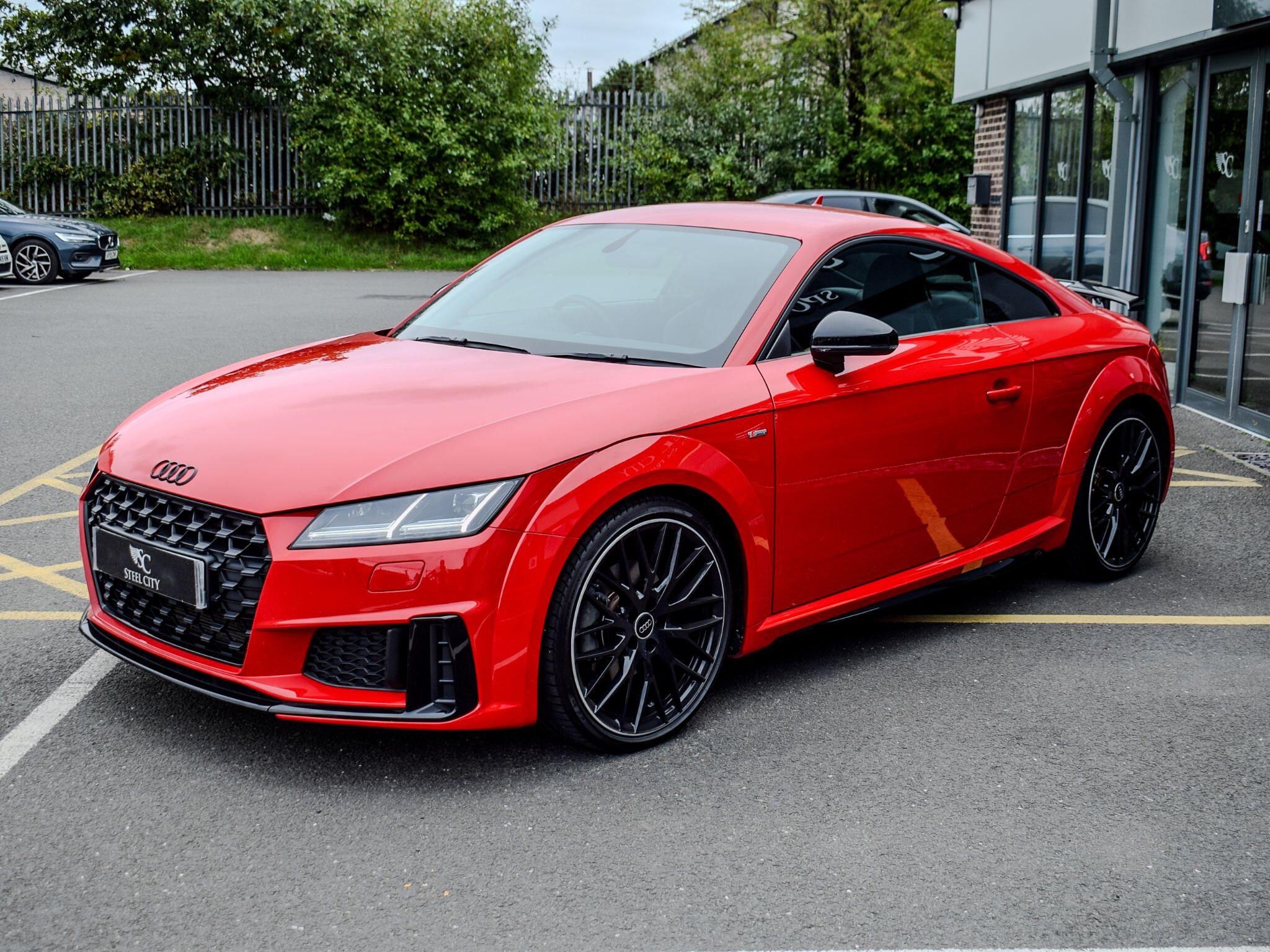 Audi TT view 10