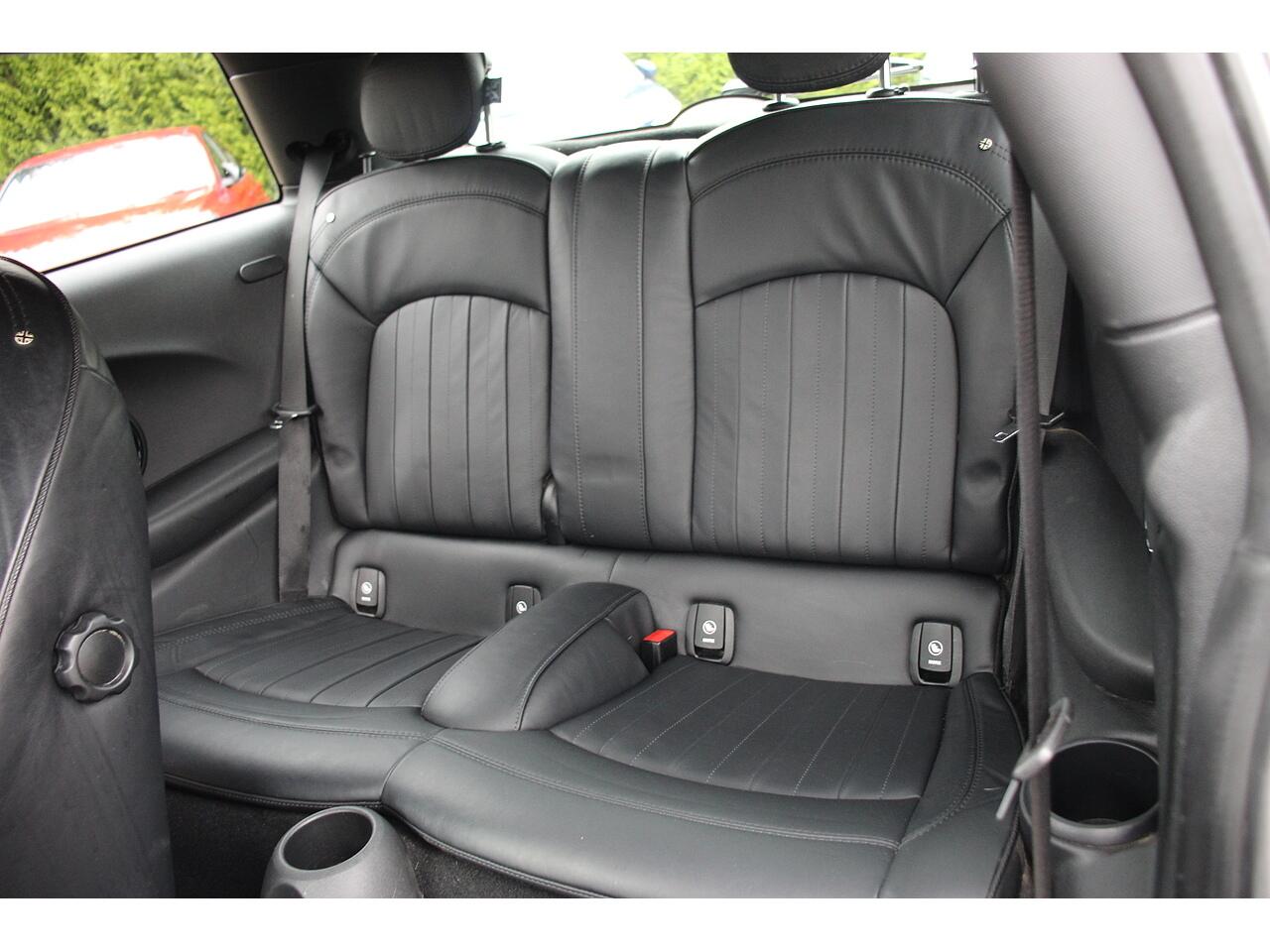 Mini Hatch view 17