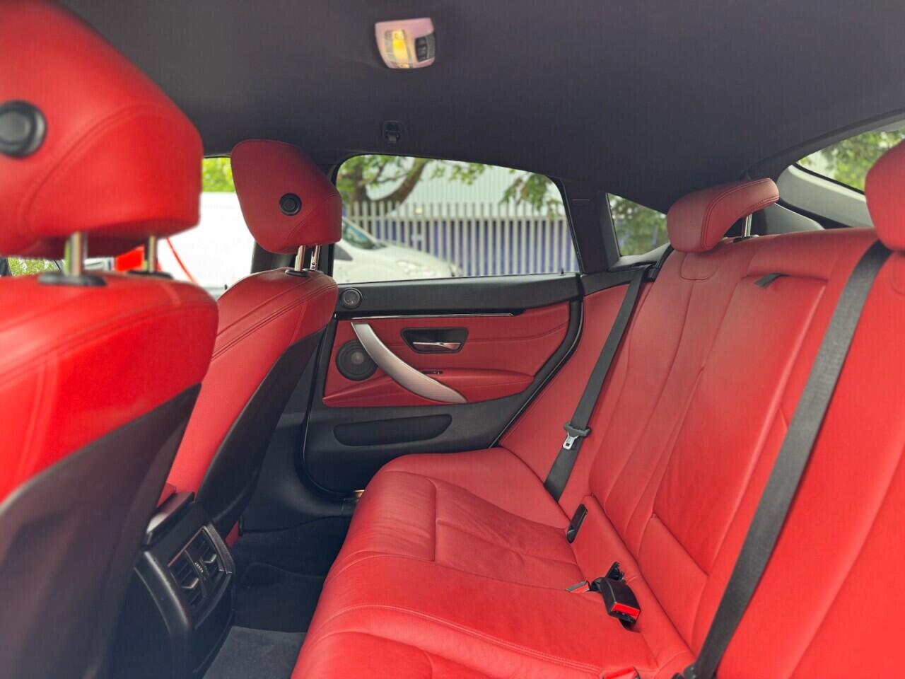BMW 4 Series view 34