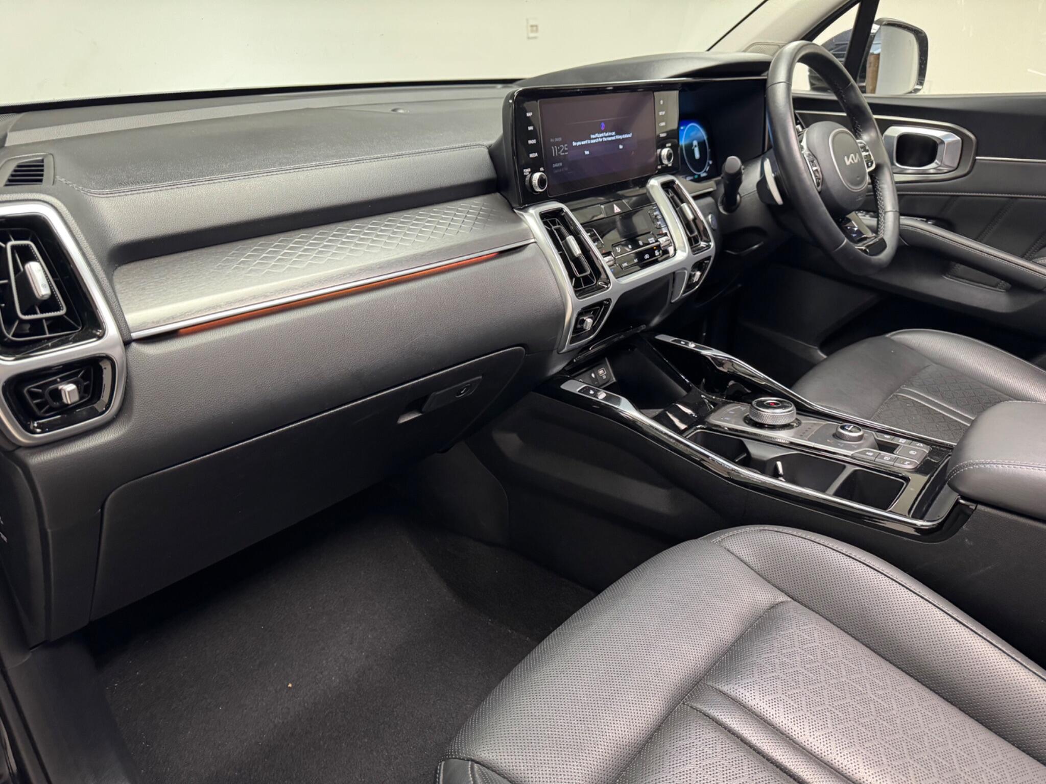 Kia Sorento view 9