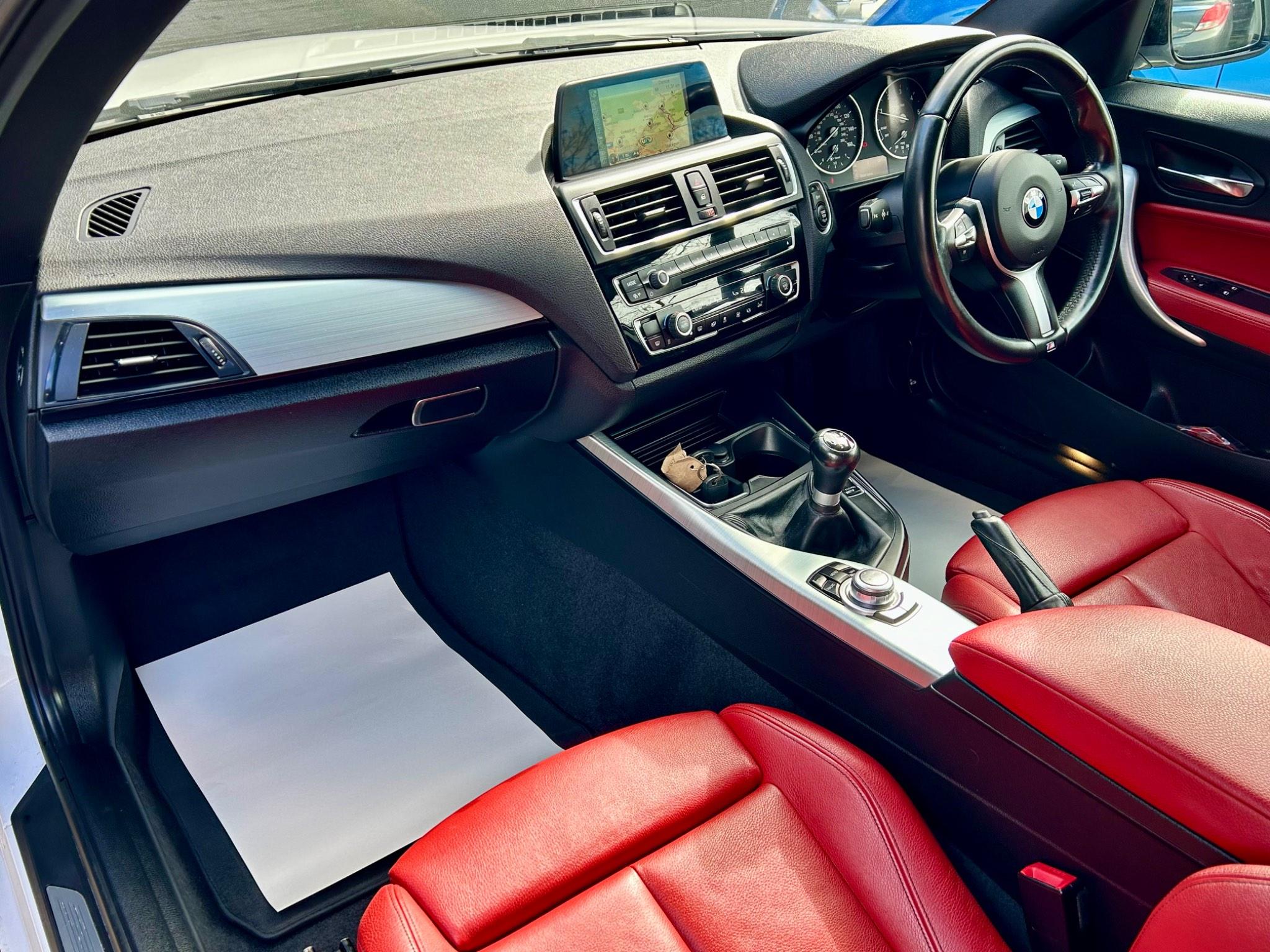 BMW 1 Series view 13