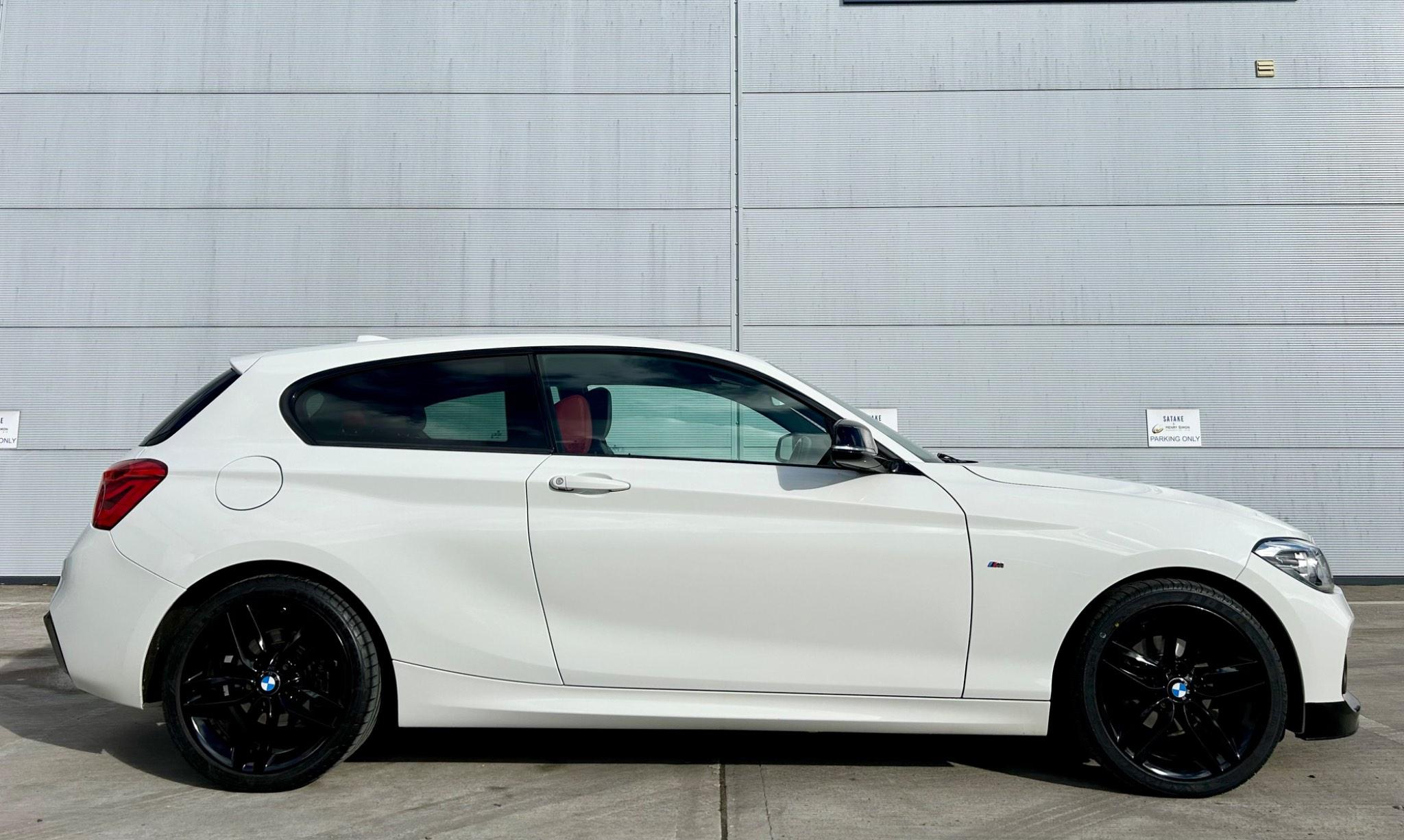 BMW 1 Series view 8